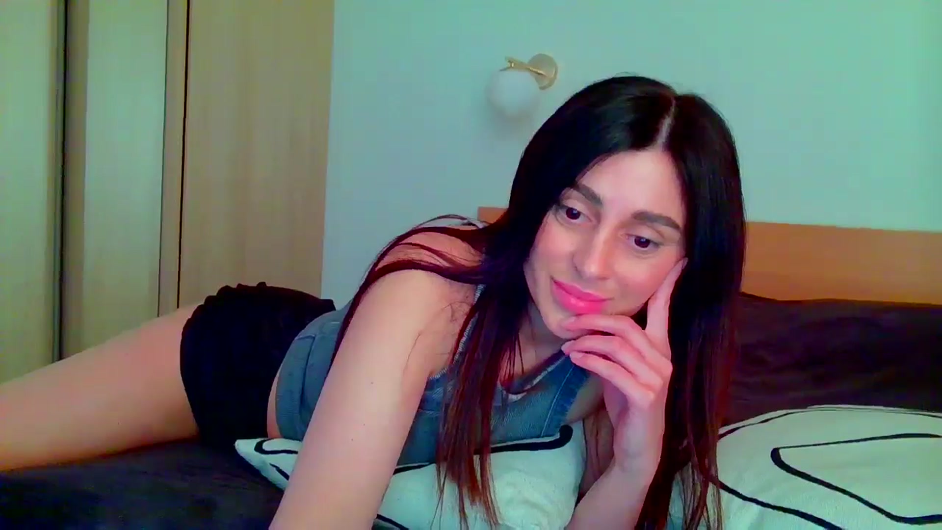Gallery image thumbnail from Always_Fun_'s myfreecams stream on, 04/08/2026, 16:53 image 8 of 20