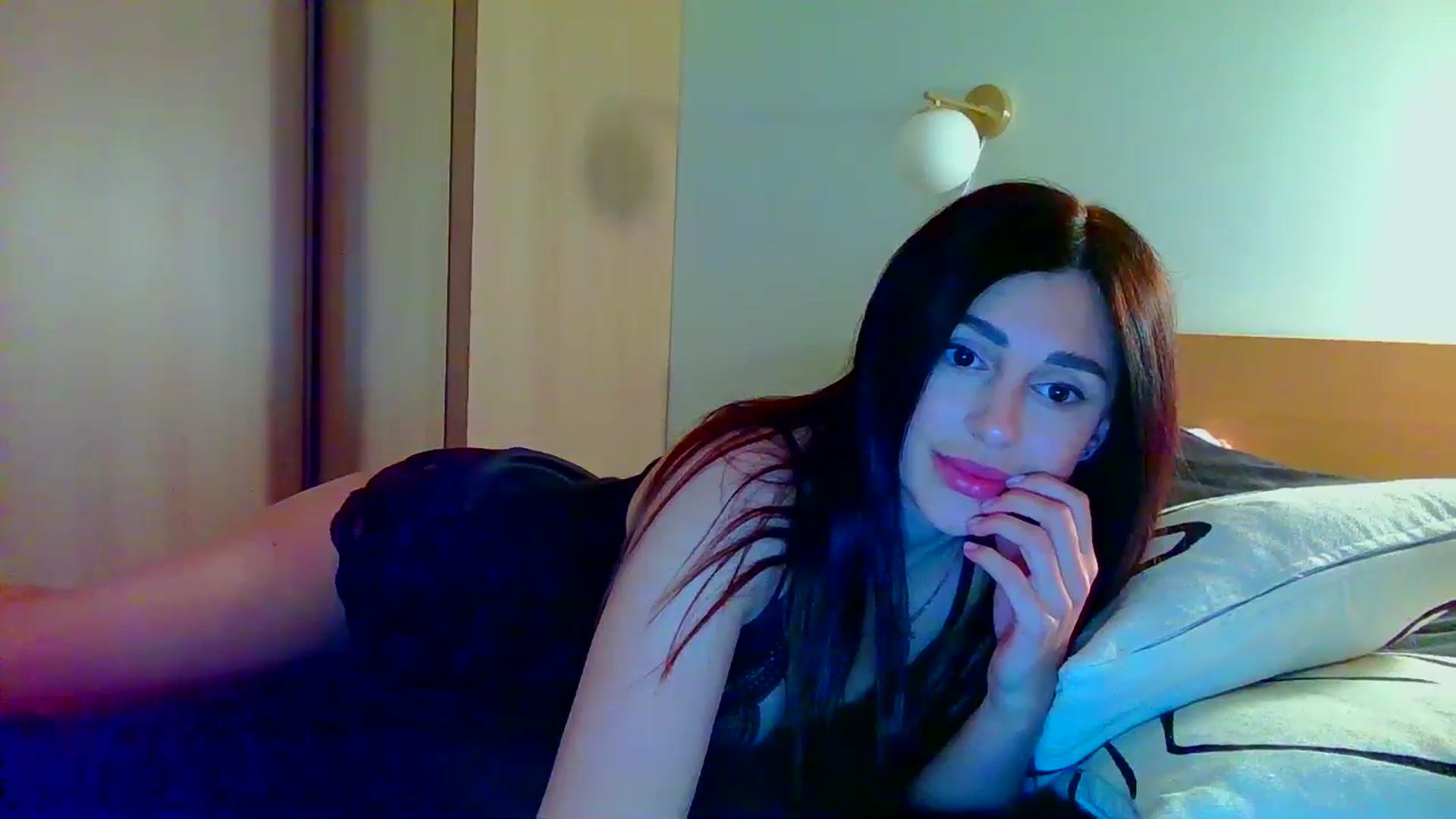 Gallery image thumbnail from Always_Fun_'s myfreecams stream on, 04/23/2026, 17:23 image 18 of 20