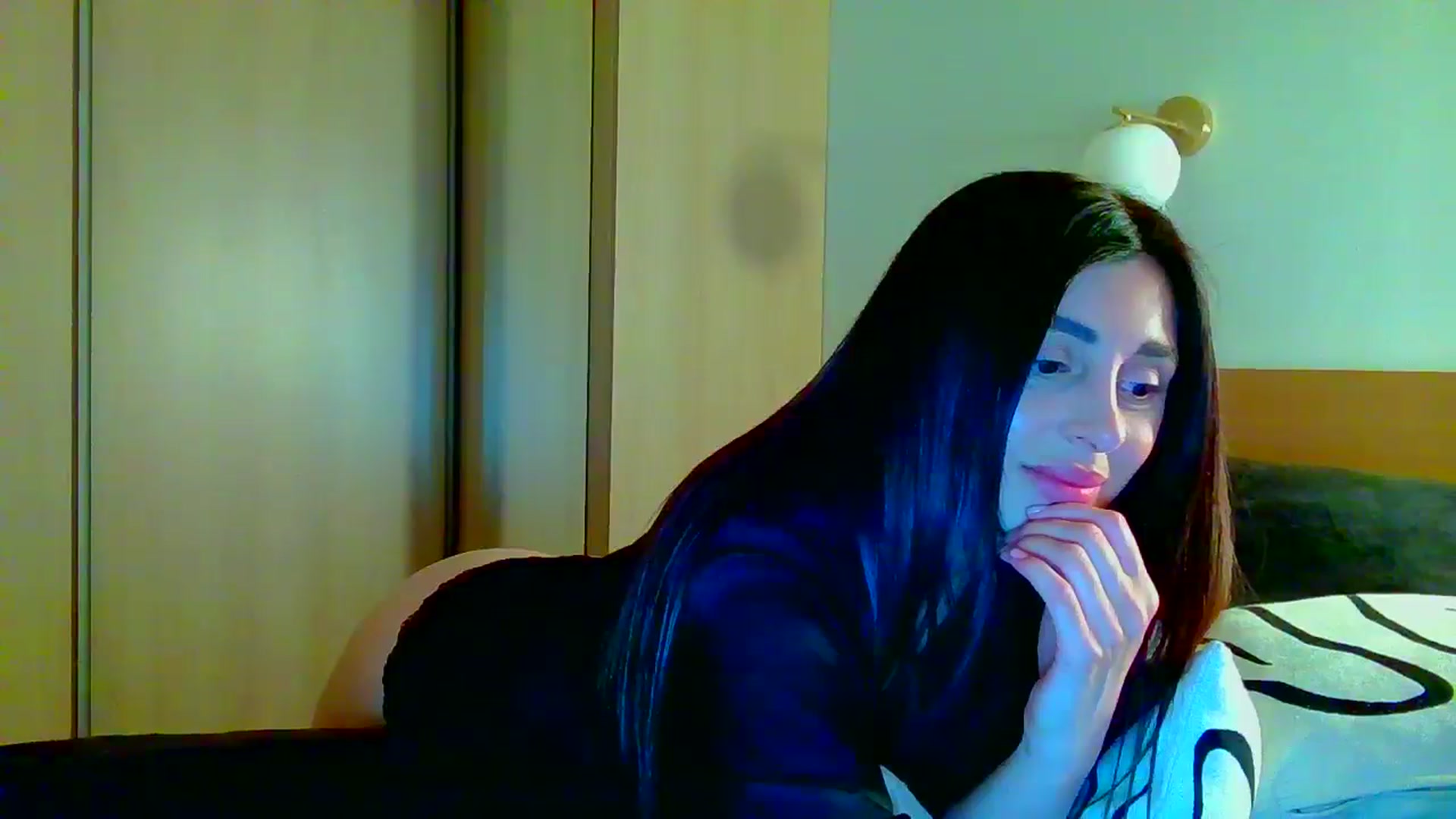 Gallery image thumbnail from Always_Fun_'s myfreecams stream on, 04/25/2026, 16:27 image 15 of 20