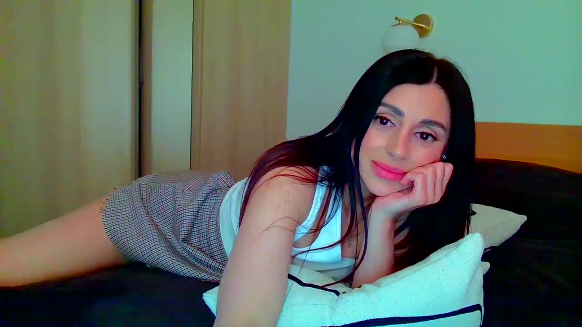 Gallery image thumbnail from Always_Fun_'s myfreecams stream on, 04/26/2026, 16:46 image 17 of 20