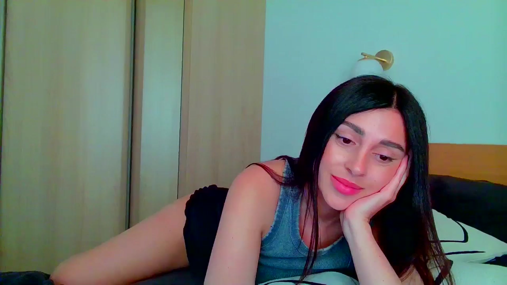 Gallery image thumbnail from Always_Fun_'s myfreecams stream on, 05/01/2026, 17:09 image 13 of 20