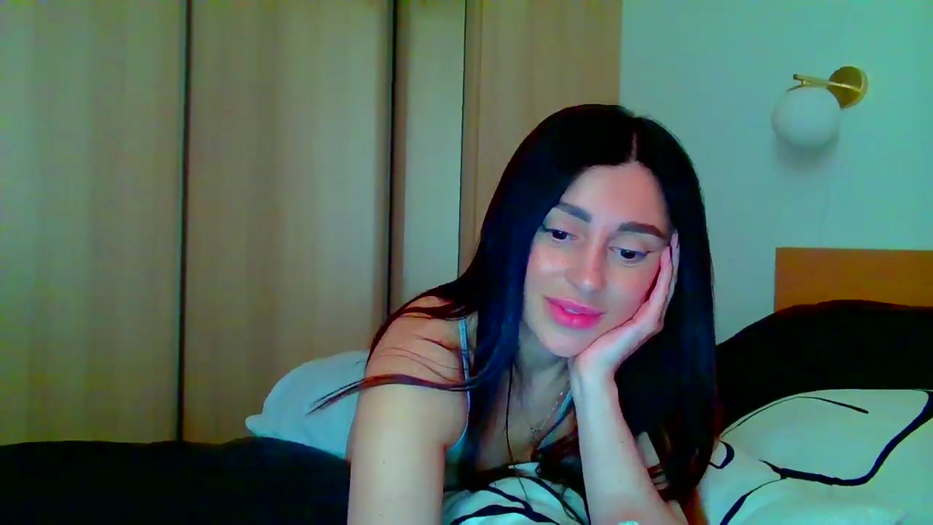Gallery image thumbnail from Always_Fun_'s myfreecams stream on, 05/07/2026, 17:36 image 4 of 20