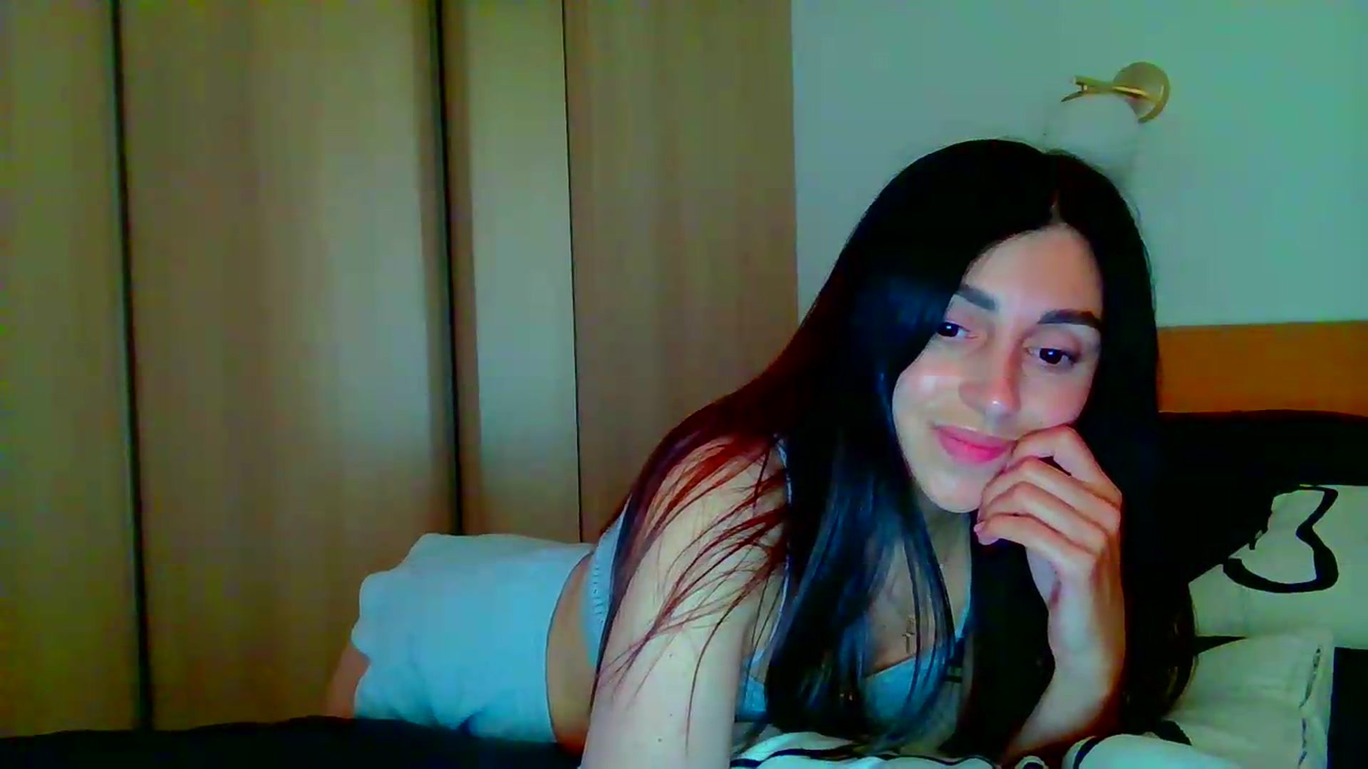 Gallery image thumbnail from Always_Fun_'s myfreecams stream on, 07/15/2026, 18:01 image 16 of 20