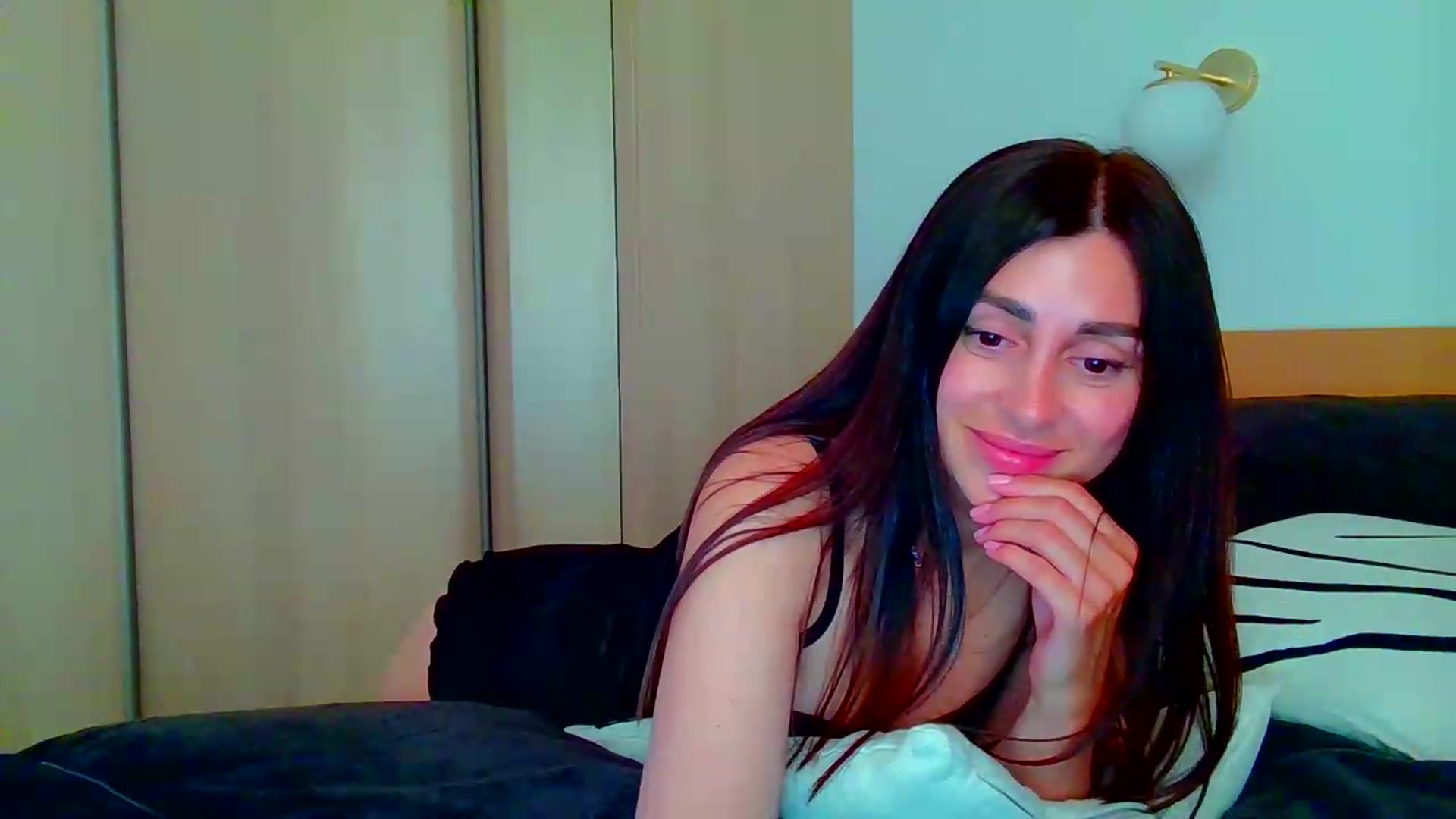 Gallery image thumbnail from Always_Fun_'s myfreecams stream on, 07/16/2026, 17:25 image 17 of 20