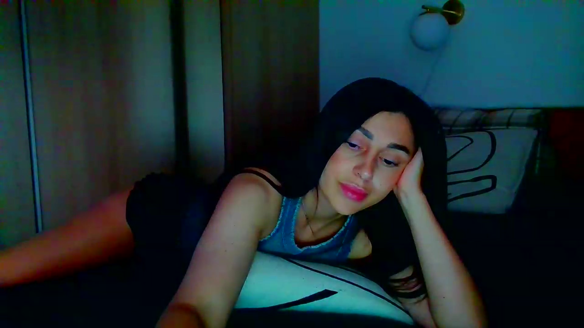 Gallery image thumbnail from Always_Fun_'s myfreecams stream on, 08/19/2026, 17:37 image 18 of 20