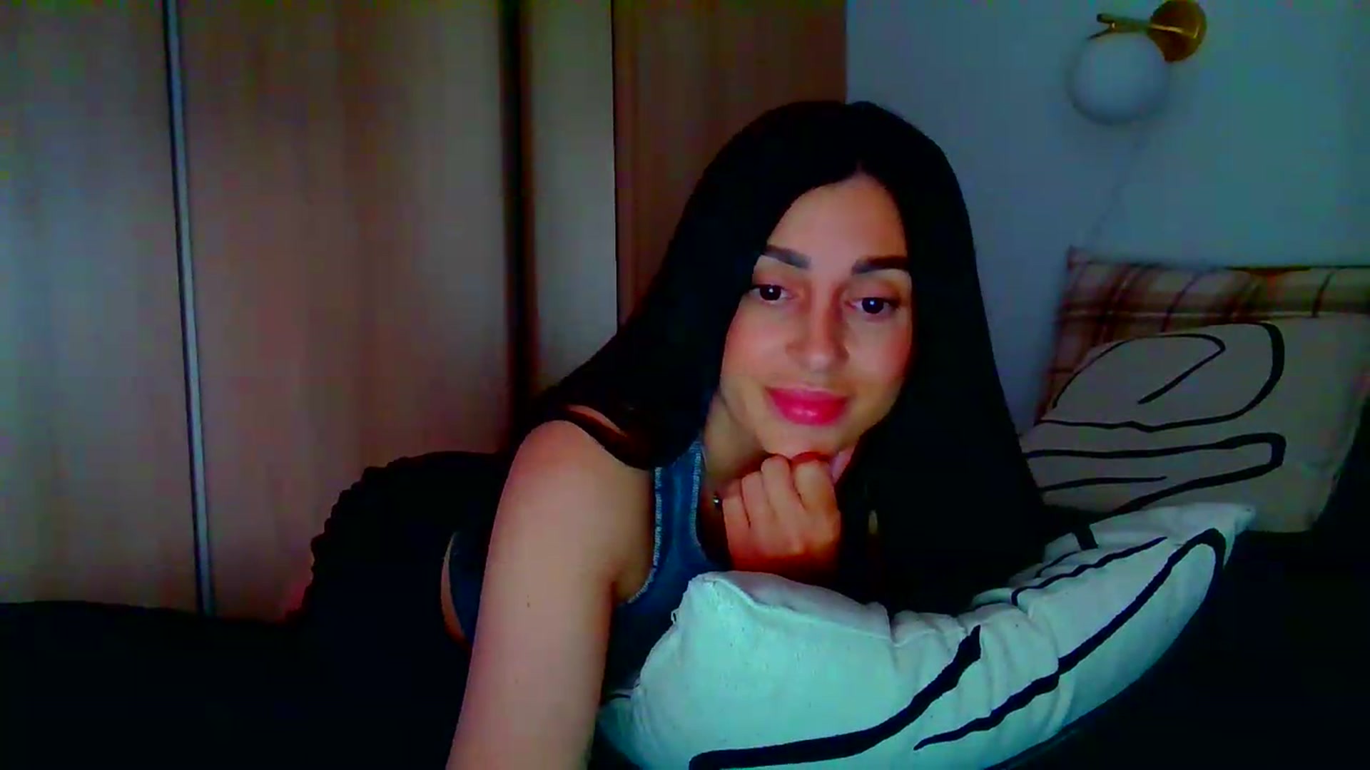 Gallery image thumbnail from Always_Fun_'s myfreecams stream on, 08/19/2026, 17:37 image 11 of 20