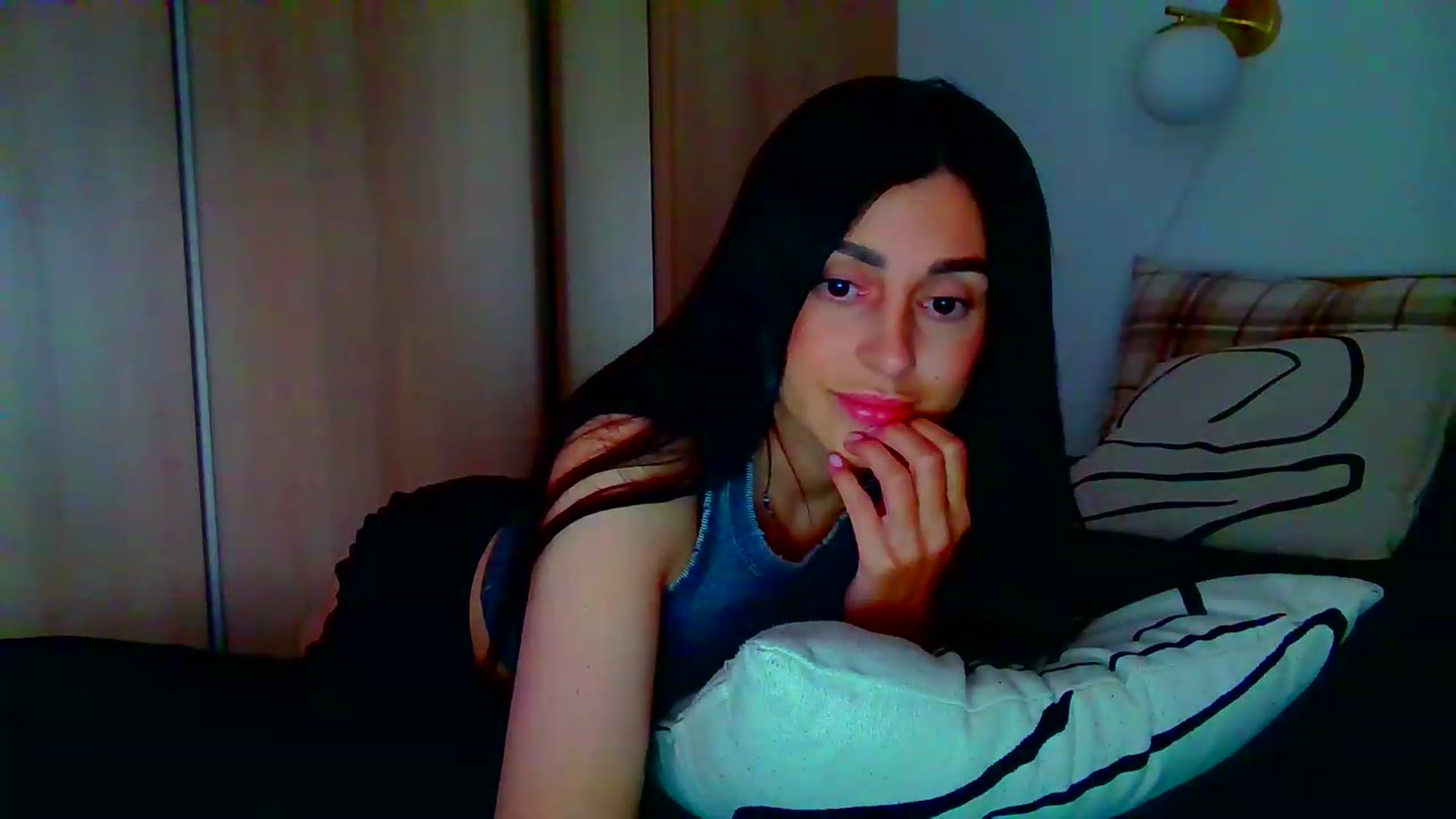 Gallery image thumbnail from Always_Fun_'s myfreecams stream on, 08/19/2026, 17:37 image 9 of 20