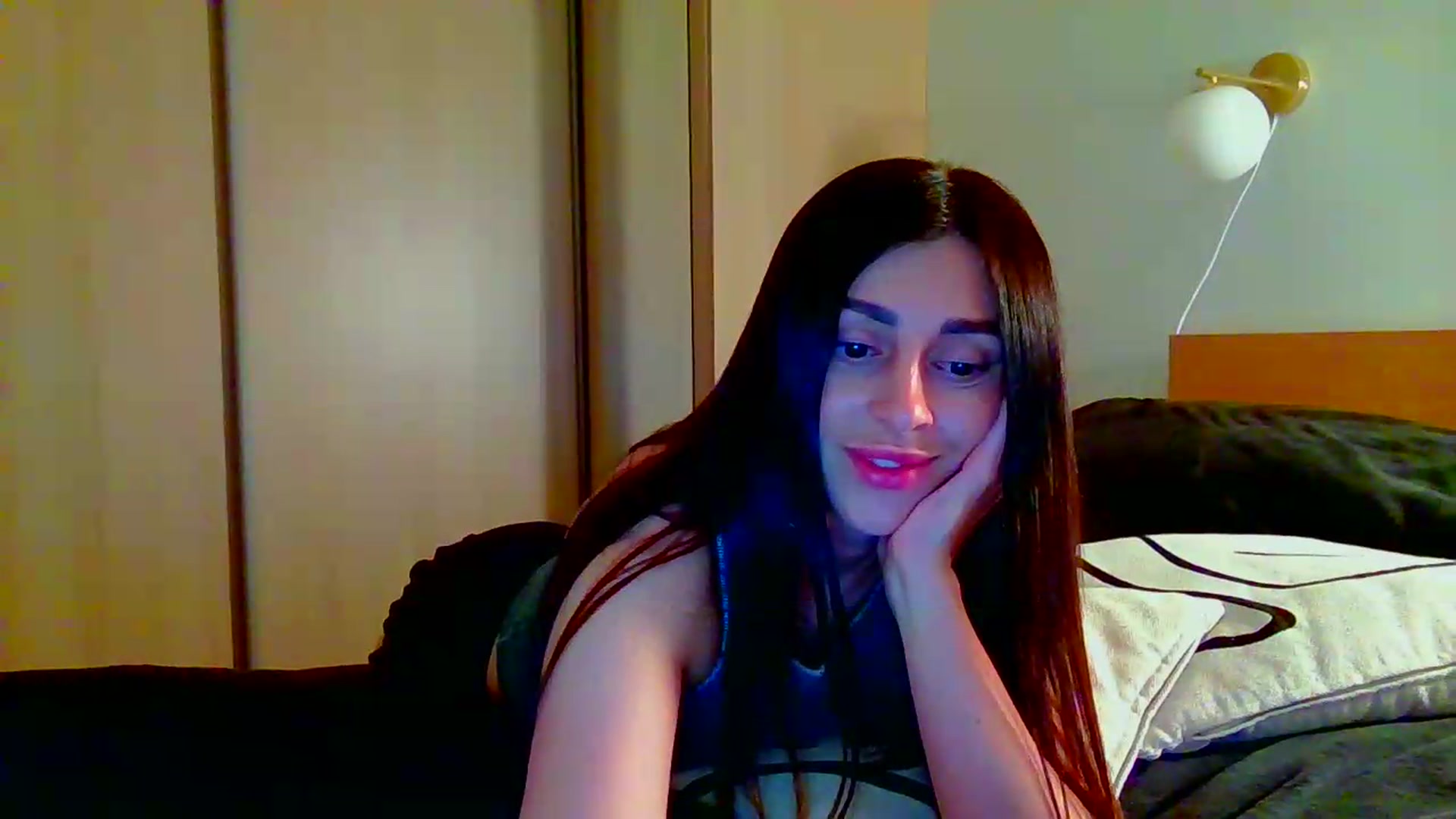 Gallery image thumbnail from Always_Fun_'s myfreecams stream on, 08/19/2026, 18:37 image 6 of 20
