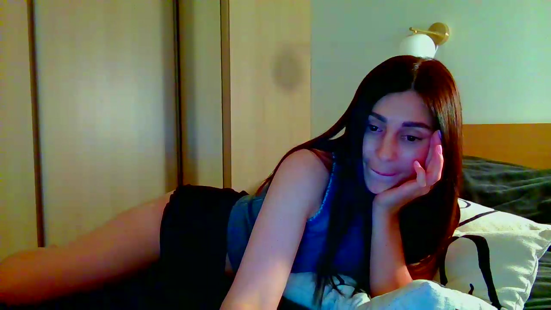 Gallery image thumbnail from Always_Fun_'s myfreecams stream on, 08/19/2026, 18:37 image 15 of 20