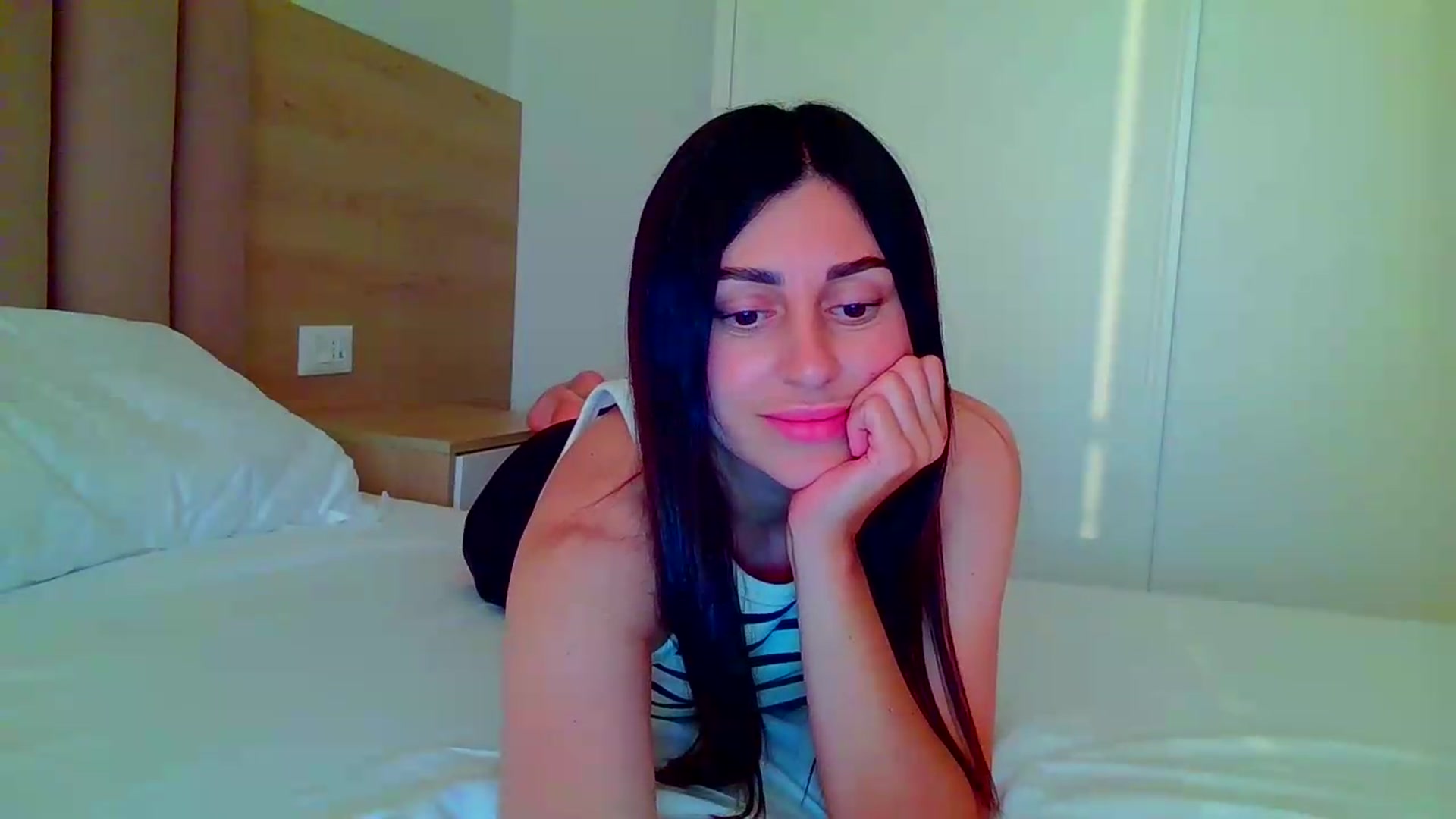 Gallery image thumbnail from Always_Fun_'s myfreecams stream on, 08/29/2026, 17:05 image 13 of 20