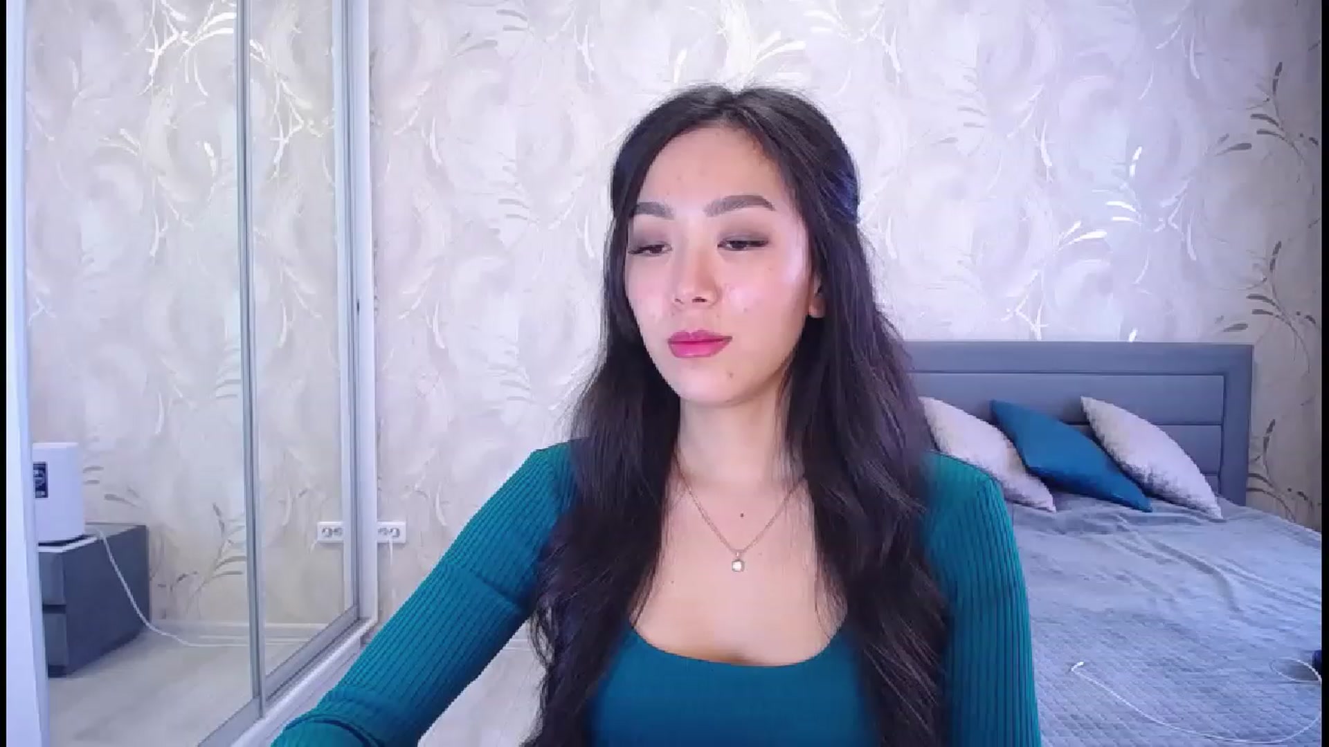 Gallery image thumbnail from AlwayssSmile's myfreecams stream on, 11/21/2022, 06:48 image 15 of 20
