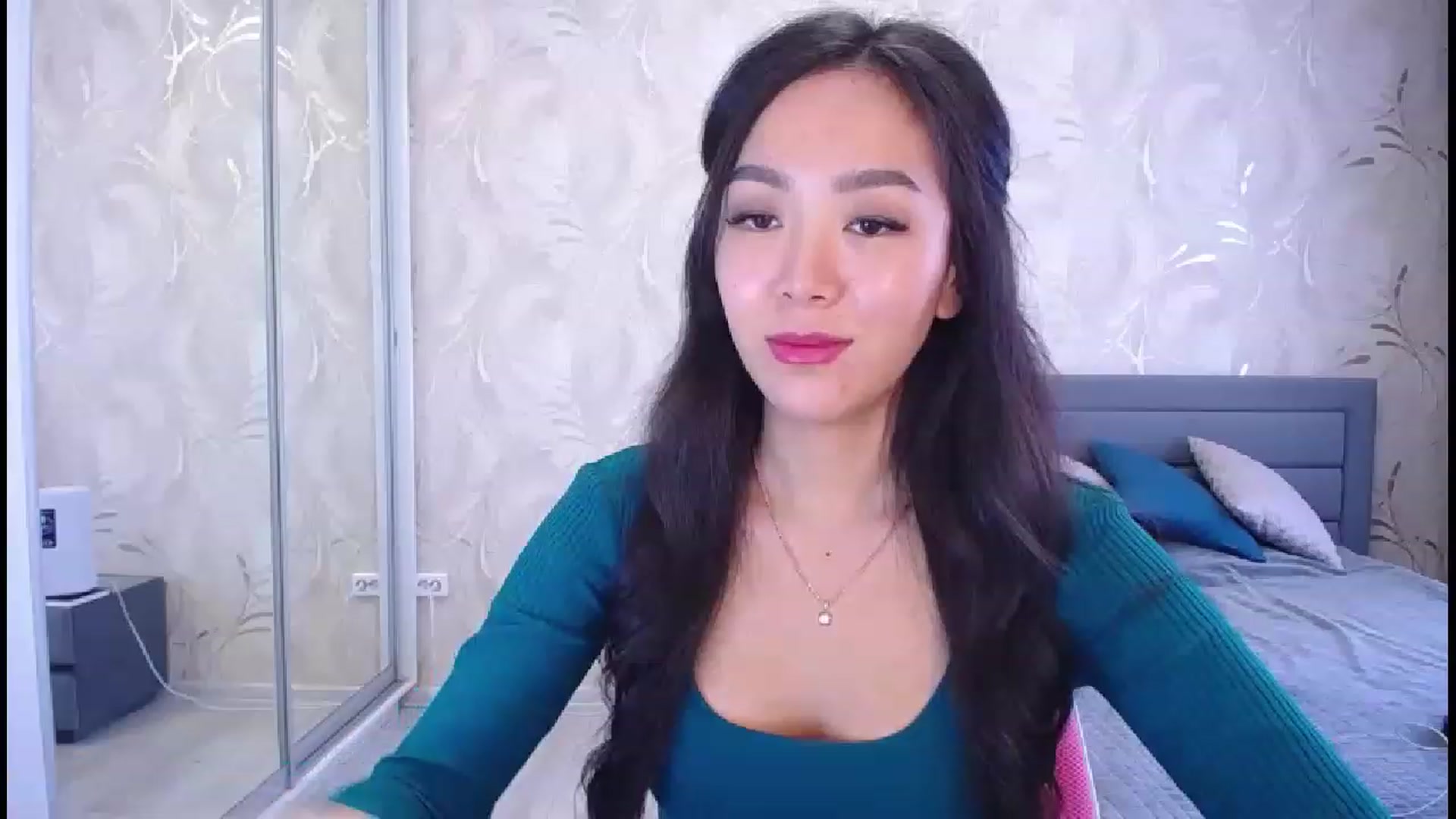 Gallery image thumbnail from AlwayssSmile's myfreecams stream on, 11/21/2022, 06:48 image 13 of 20