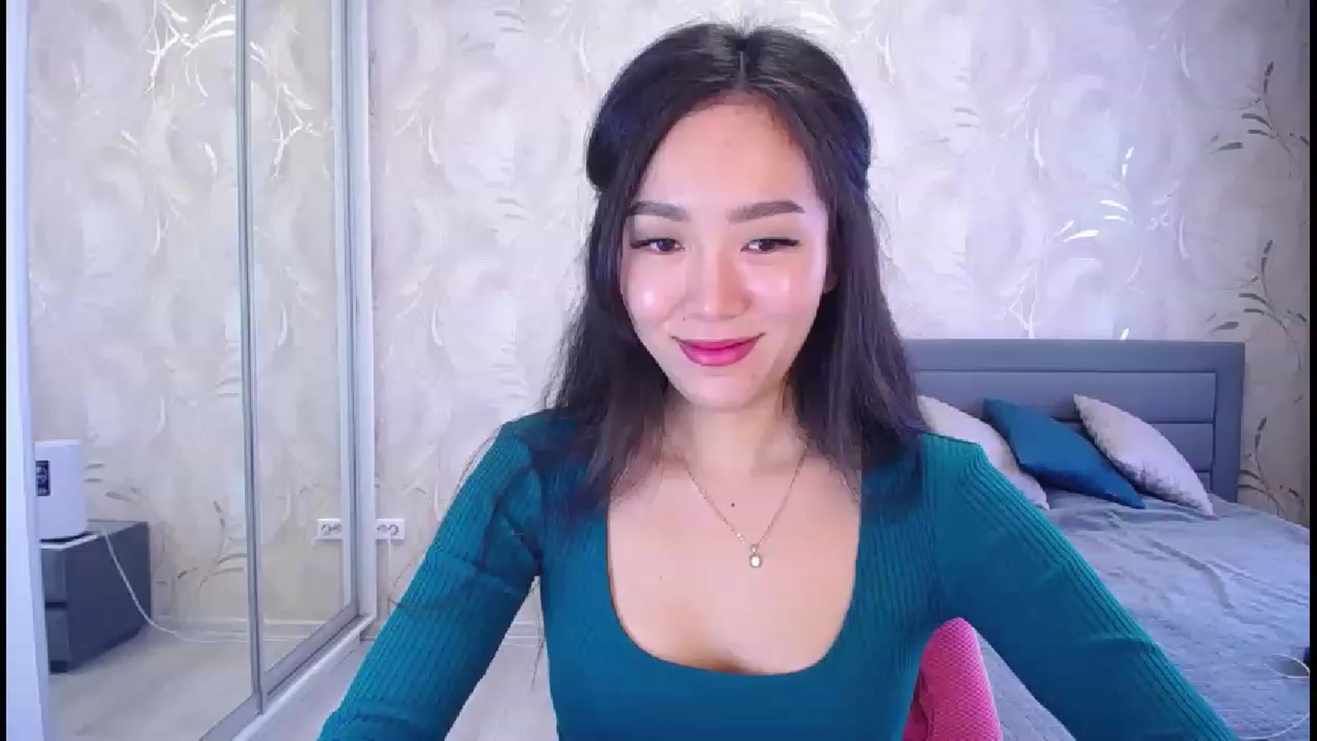 Gallery image thumbnail from AlwayssSmile's myfreecams stream on, 11/21/2022, 06:48 image 4 of 20