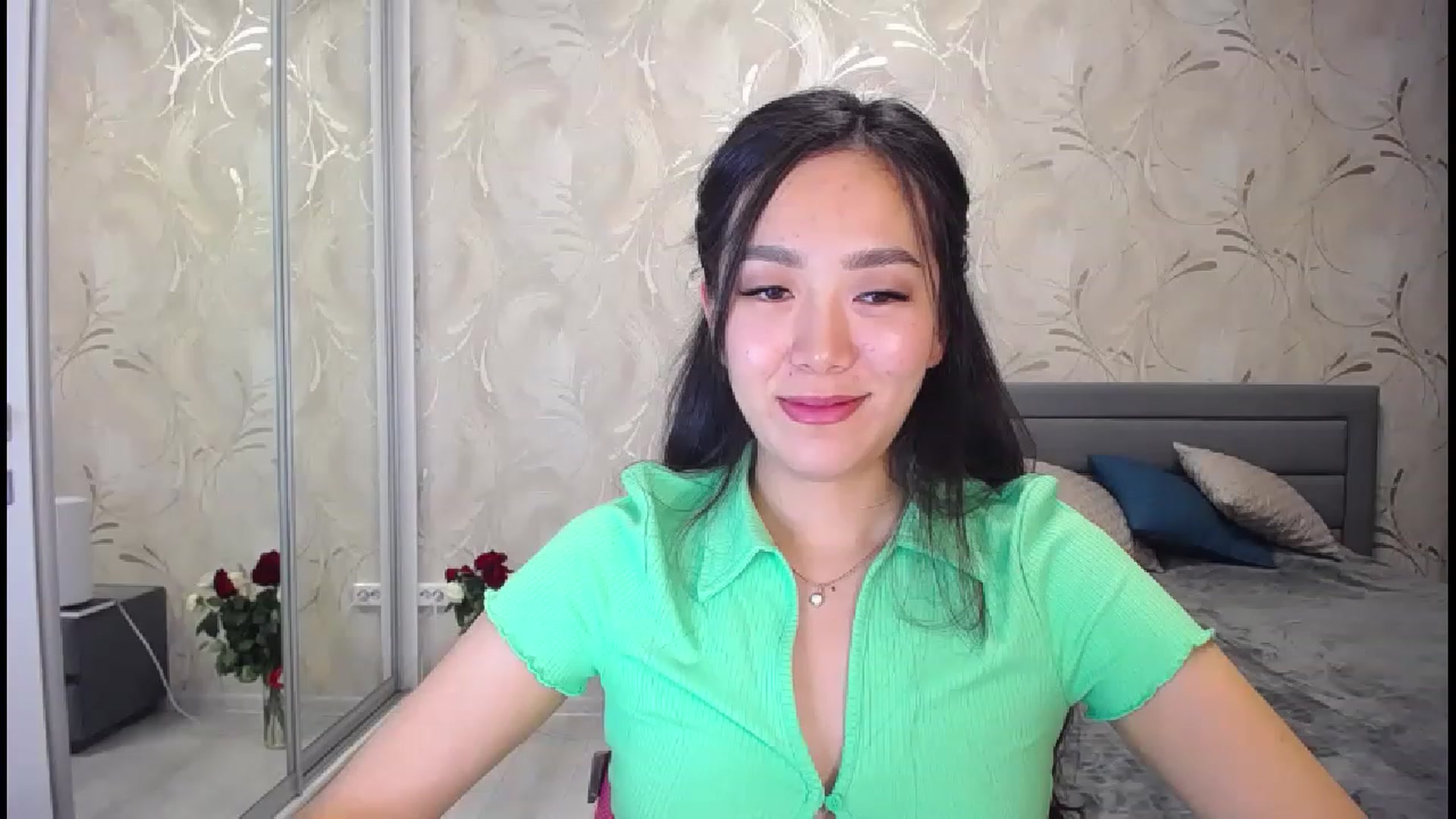 Gallery image thumbnail from AlwayssSmile's myfreecams stream on, 11/23/2022, 16:48 image 18 of 20
