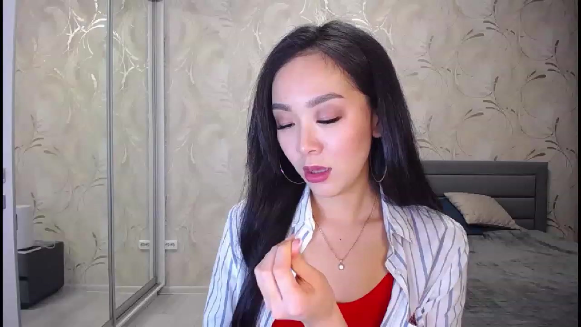 Gallery image thumbnail from AlwayssSmile's myfreecams stream on, 11/26/2022, 19:09 image 9 of 20