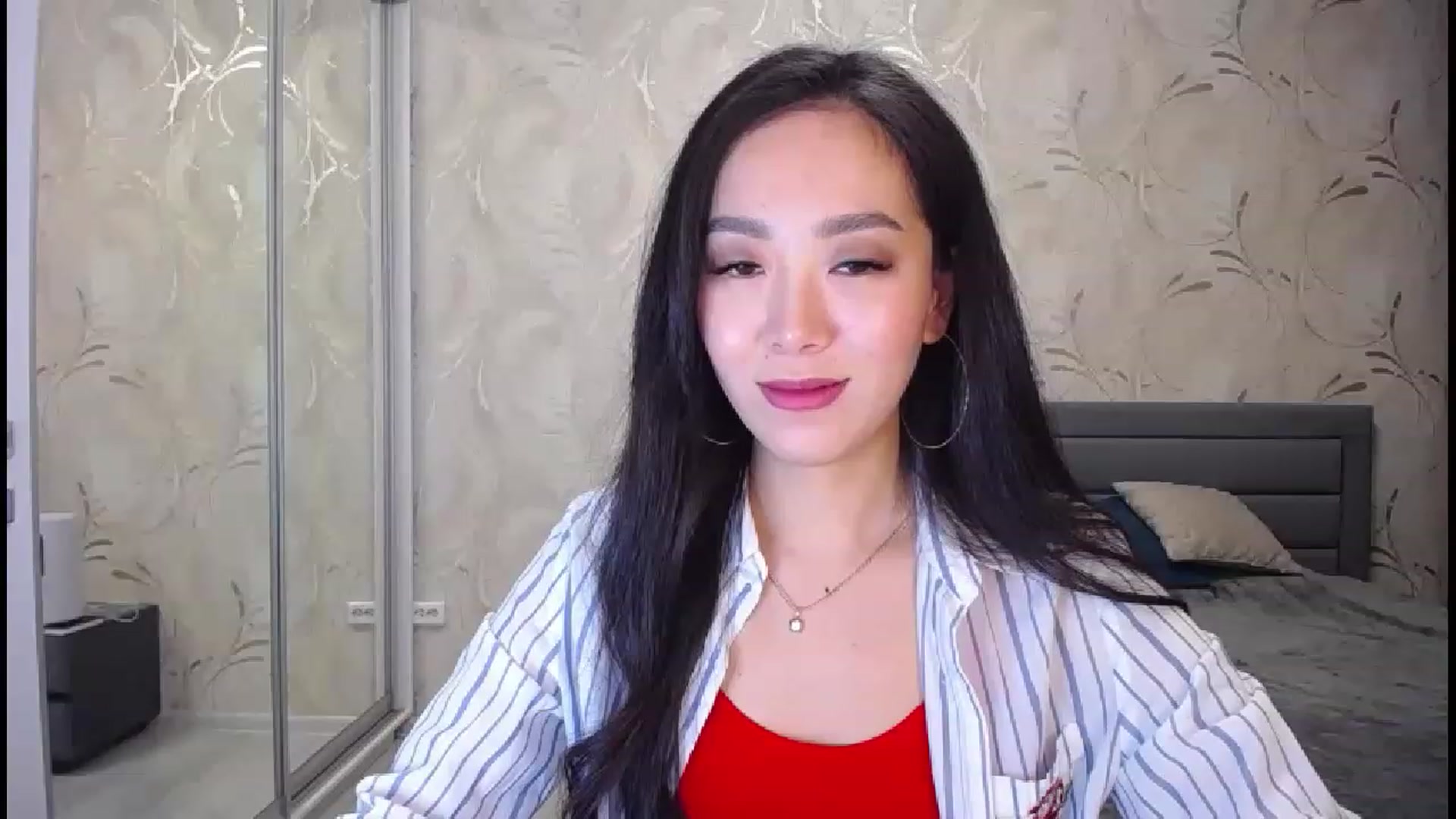 Gallery image thumbnail from AlwayssSmile's myfreecams stream on, 11/26/2022, 19:09 image 6 of 20