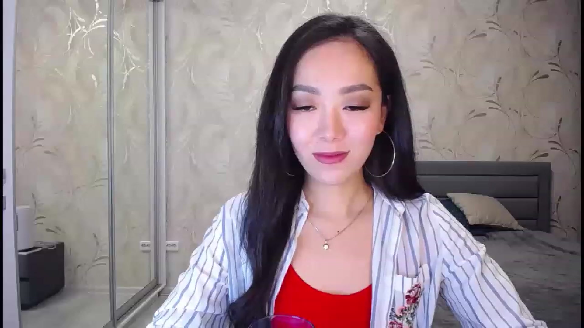 Gallery image thumbnail from AlwayssSmile's myfreecams stream on, 11/26/2022, 19:09 image 3 of 20
