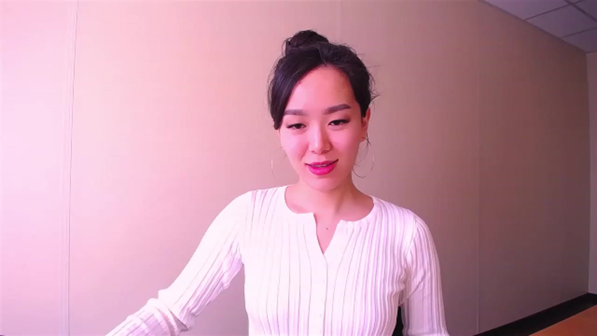 Gallery image thumbnail from AlwayssSmile's myfreecams stream on, 03/27/2023, 05:41 image 20 of 20