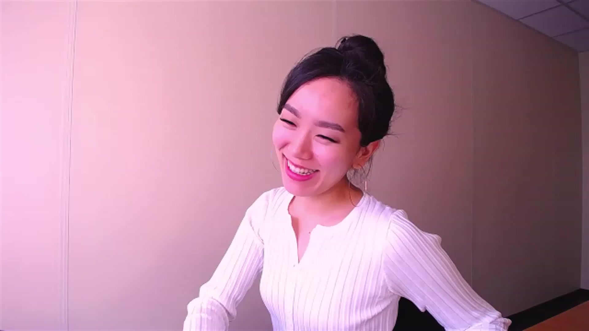Gallery image thumbnail from AlwayssSmile's myfreecams stream on, 03/27/2023, 06:51 image 7 of 20