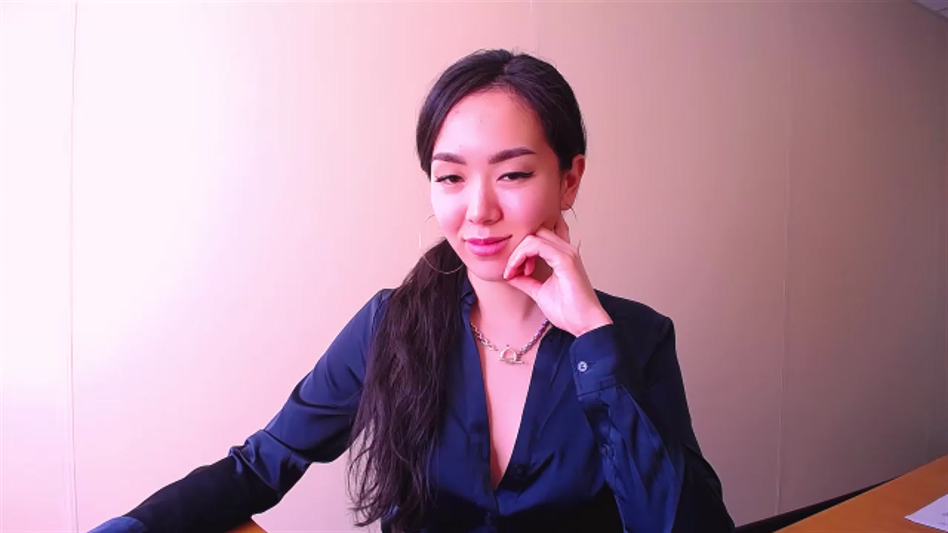 Gallery image thumbnail from AlwayssSmile's myfreecams stream on, 03/30/2023, 06:05 image 17 of 20