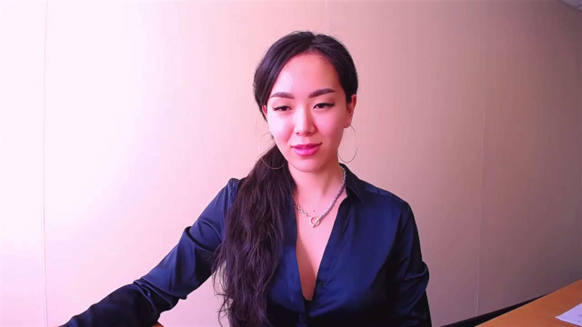 Gallery image thumbnail from AlwayssSmile's myfreecams stream on, 03/30/2023, 06:05 image 6 of 20