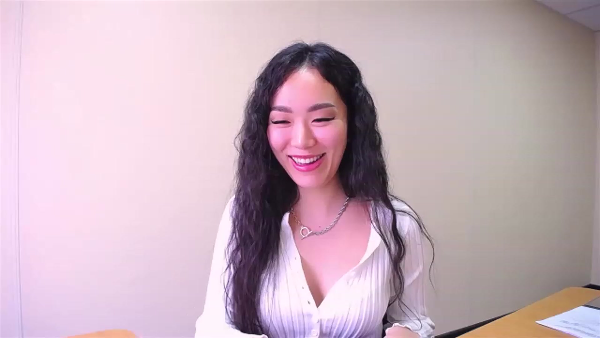 Gallery image thumbnail from AlwayssSmile's myfreecams stream on, 03/31/2023, 07:56 image 18 of 20