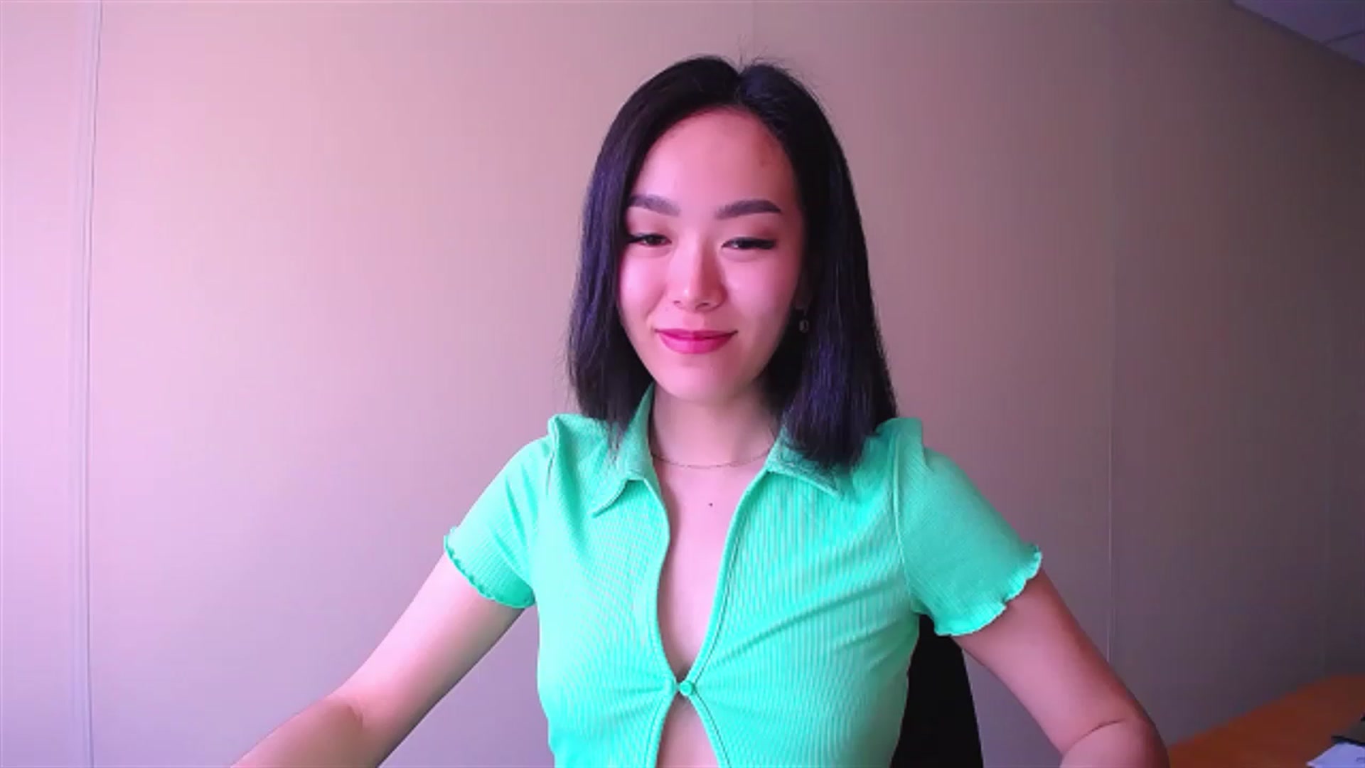 Gallery image thumbnail from AlwayssSmile's myfreecams stream on, 04/03/2023, 06:25 image 13 of 20