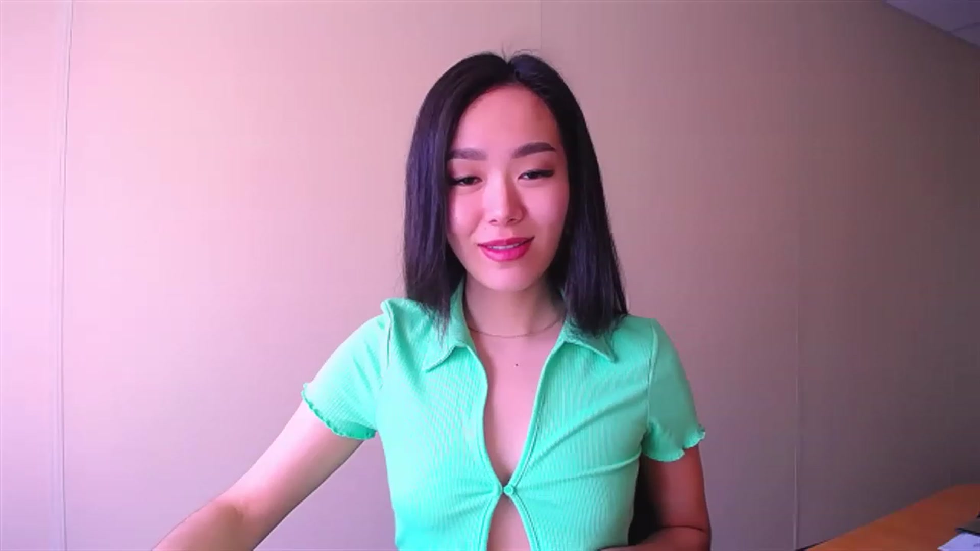 Gallery image thumbnail from AlwayssSmile's myfreecams stream on, 04/03/2023, 06:25 image 14 of 20