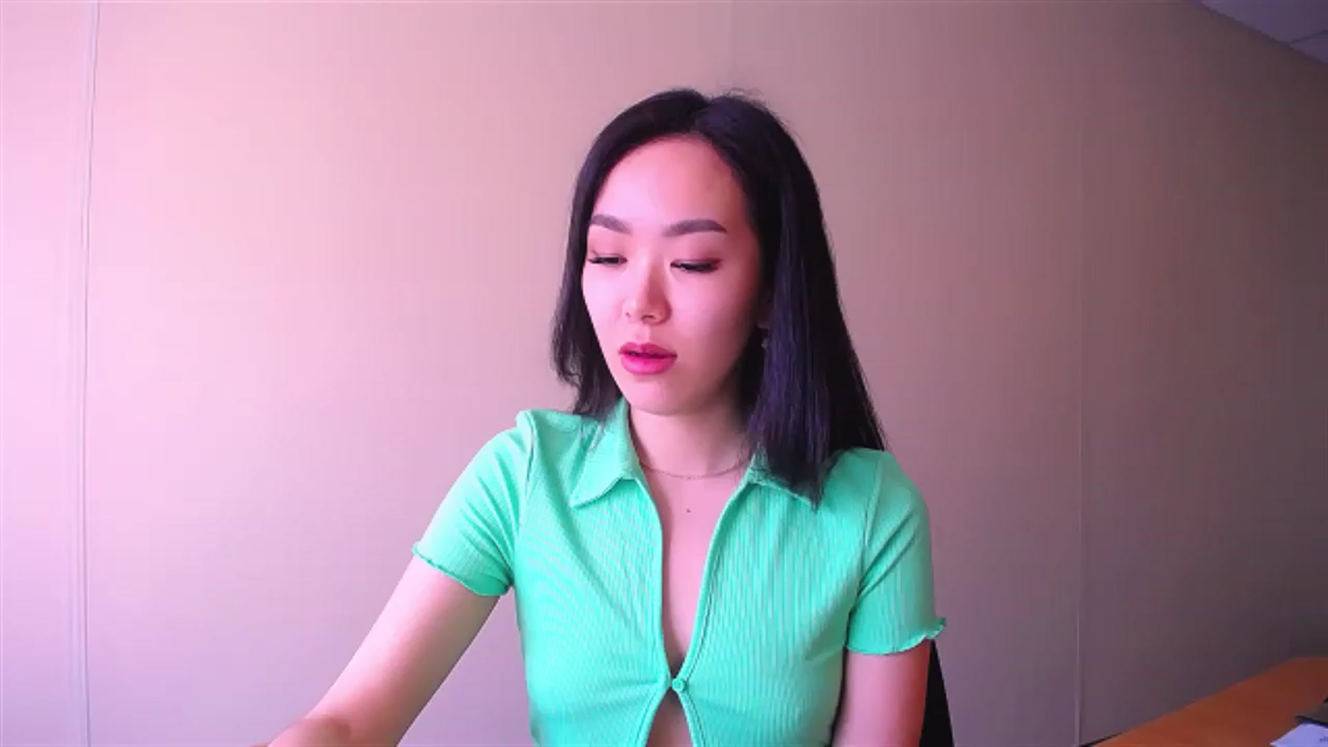 Gallery image thumbnail from AlwayssSmile's myfreecams stream on, 04/03/2023, 06:25 image 20 of 20