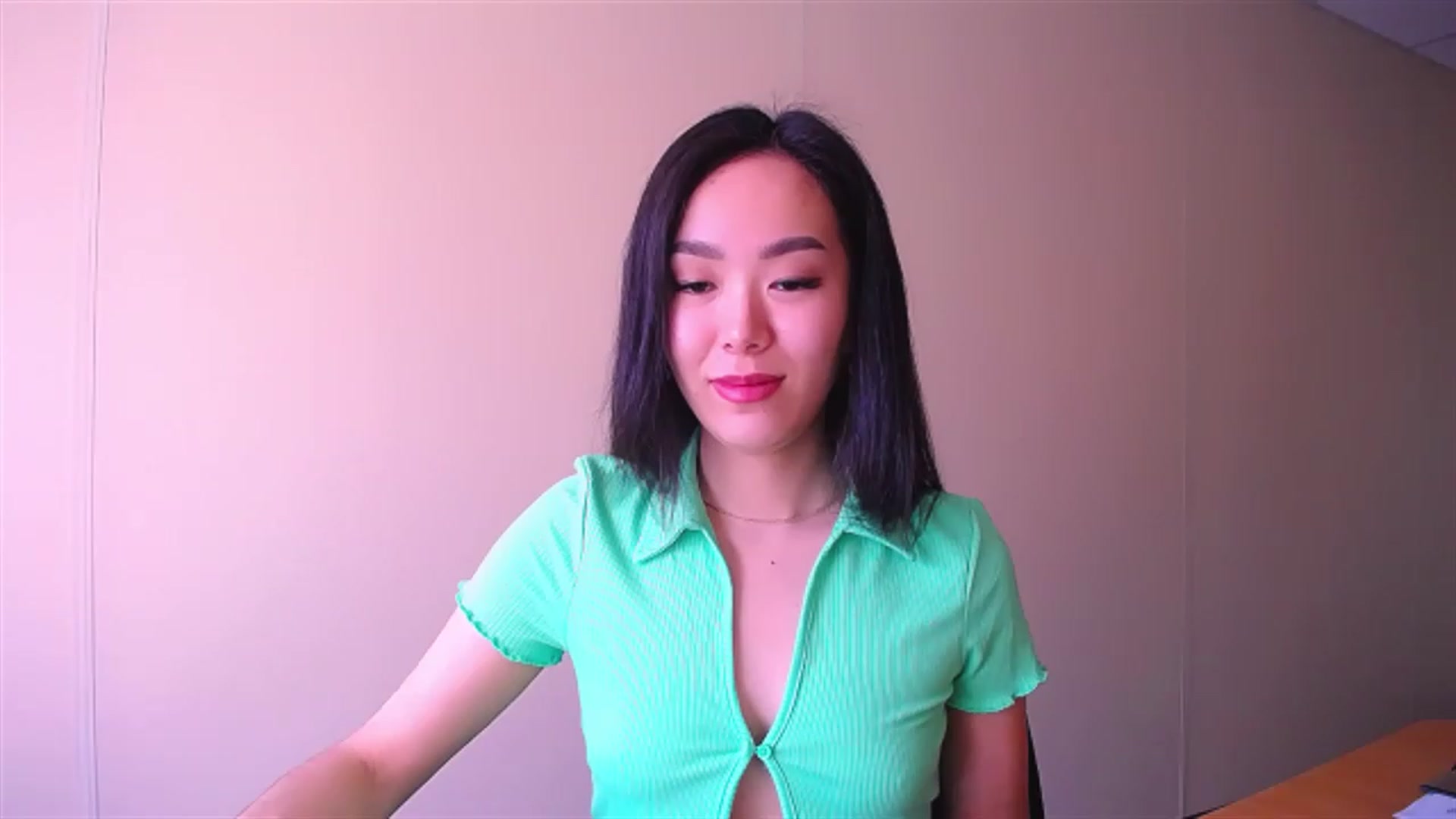 Gallery image thumbnail from AlwayssSmile's myfreecams stream on, 04/03/2023, 06:25 image 18 of 20