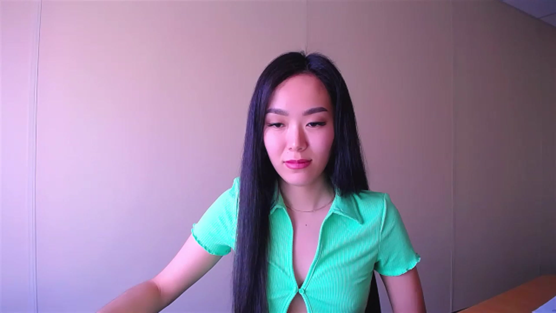 Gallery image thumbnail from AlwayssSmile's myfreecams stream on, 04/03/2023, 08:52 image 7 of 20