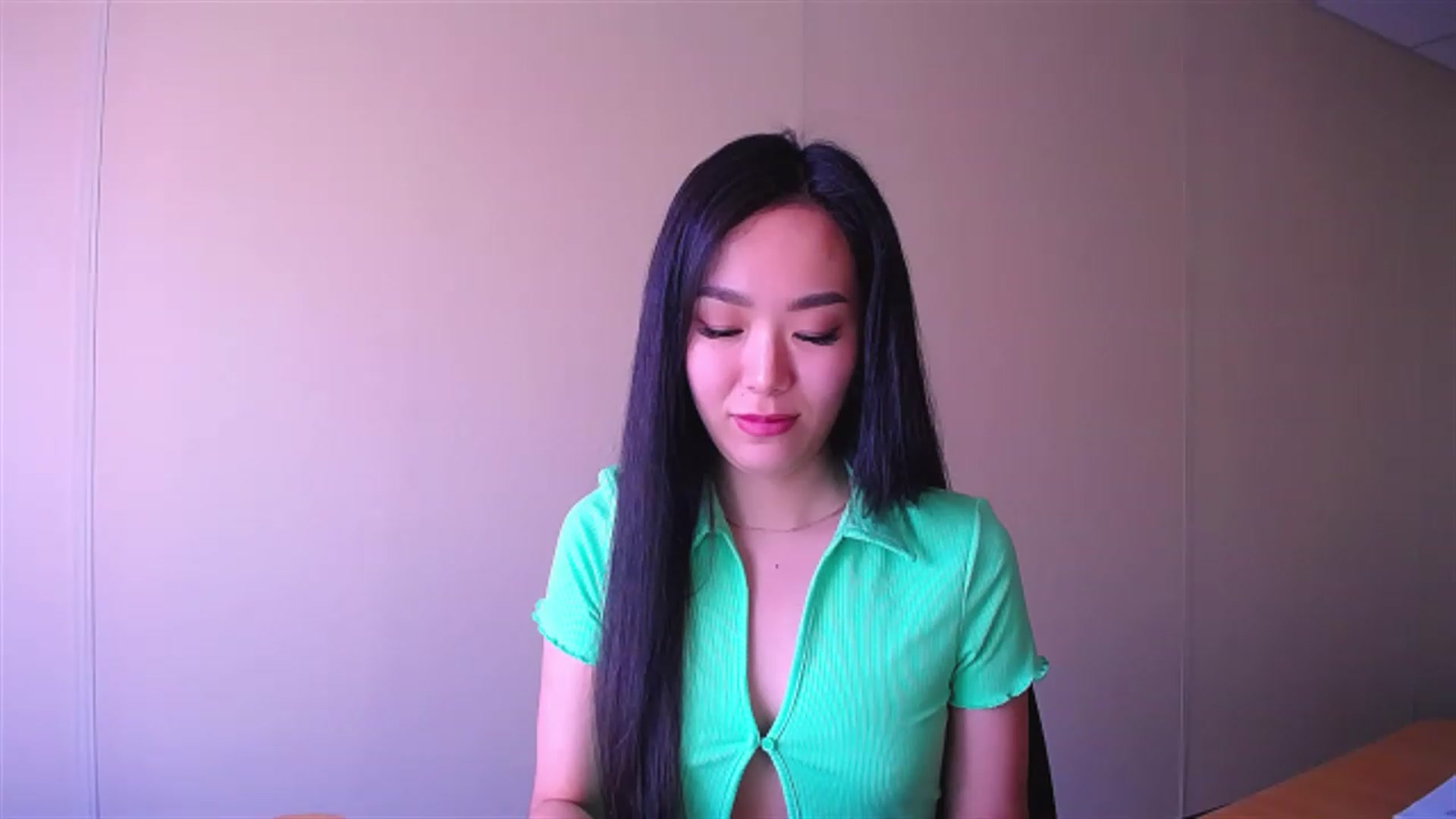 Gallery image thumbnail from AlwayssSmile's myfreecams stream on, 04/03/2023, 08:52 image 16 of 20