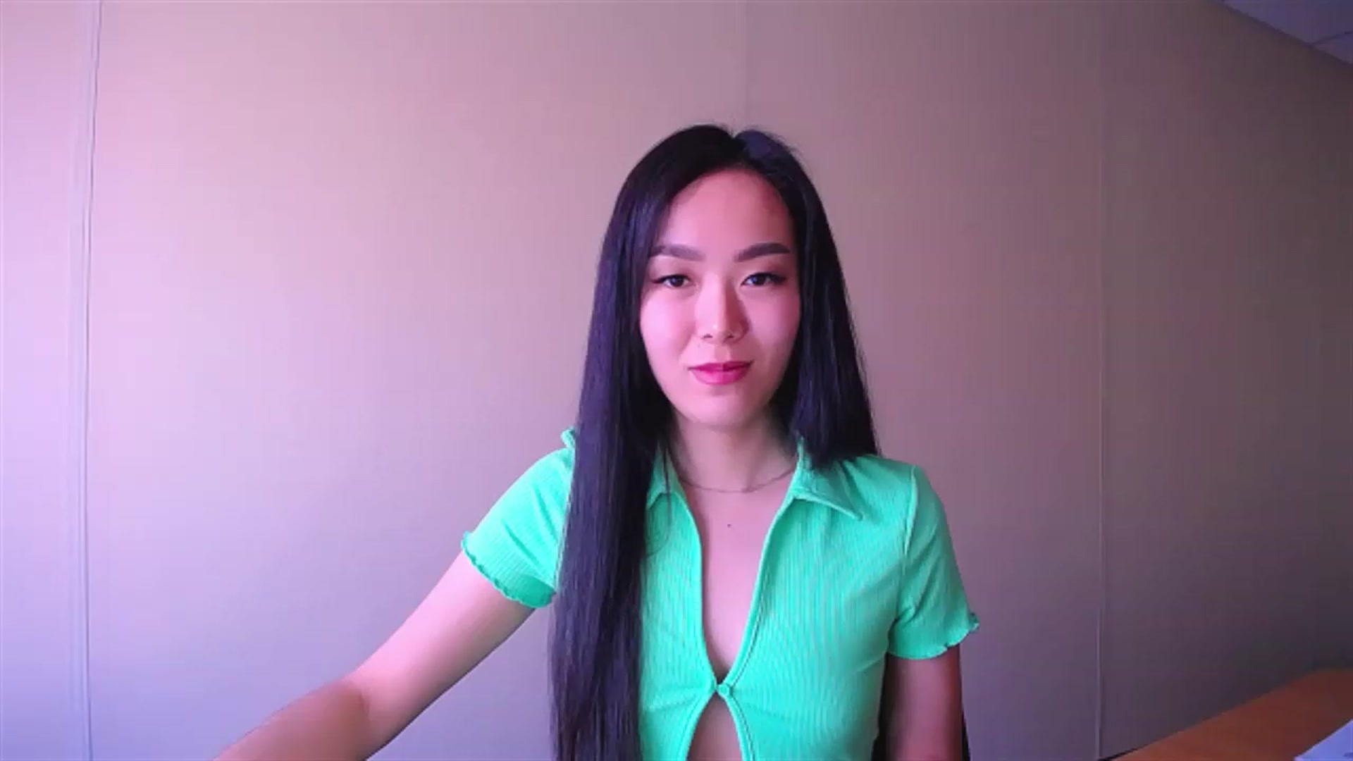Gallery image thumbnail from AlwayssSmile's myfreecams stream on, 04/03/2023, 08:52 image 17 of 20