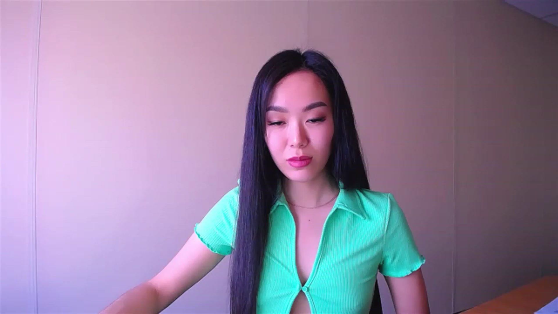 Gallery image thumbnail from AlwayssSmile's myfreecams stream on, 04/03/2023, 08:52 image 1 of 20
