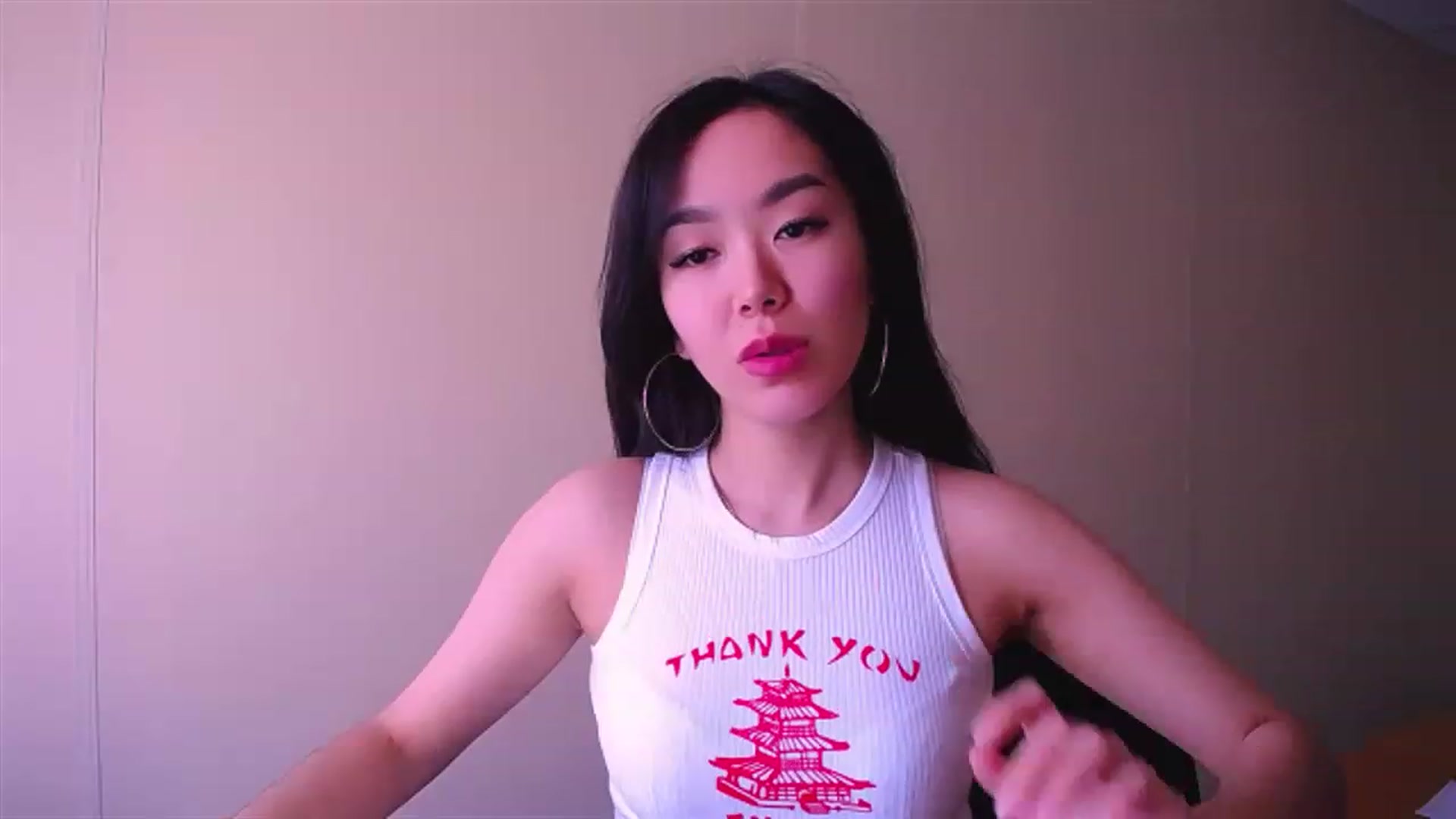 Gallery image thumbnail from AlwayssSmile's myfreecams stream on, 04/06/2023, 07:18 image 11 of 20