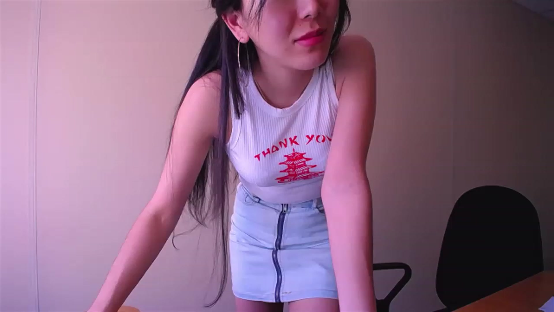 Gallery image thumbnail from AlwayssSmile's myfreecams stream on, 04/06/2023, 07:18 image 10 of 20