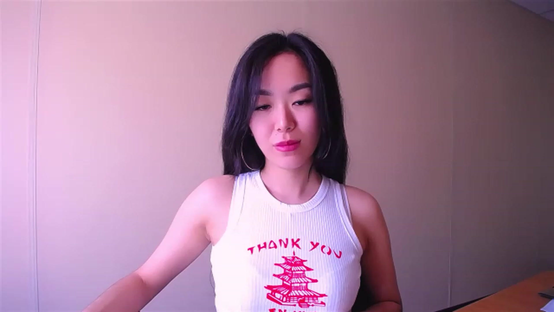 Gallery image thumbnail from AlwayssSmile's myfreecams stream on, 04/06/2023, 07:18 image 16 of 20