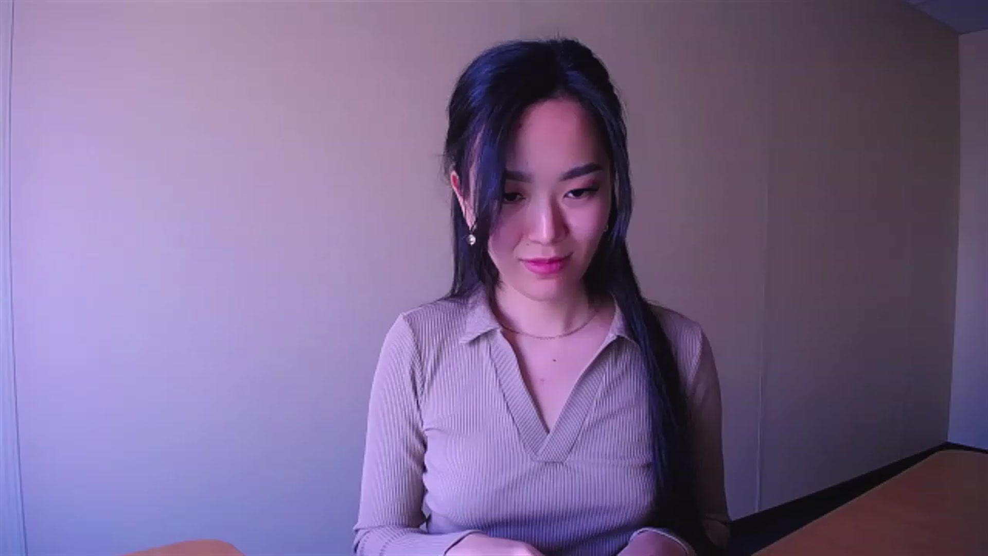 Gallery image thumbnail from AlwayssSmile's myfreecams stream on, 04/18/2023, 07:34 image 20 of 20