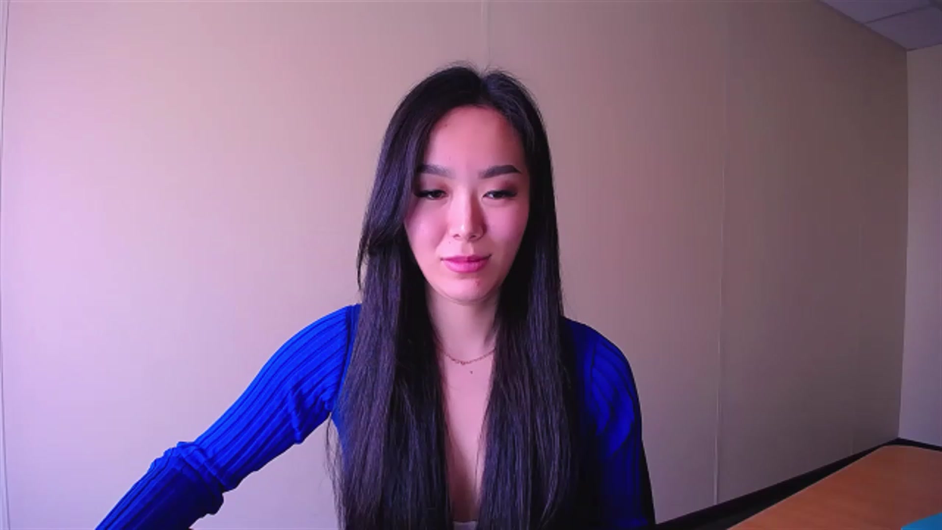 Gallery image thumbnail from AlwayssSmile's myfreecams stream on, 04/21/2023, 08:50 image 9 of 20