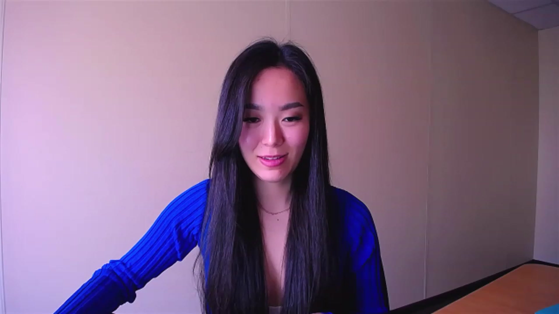 Gallery image thumbnail from AlwayssSmile's myfreecams stream on, 04/21/2023, 08:50 image 10 of 20