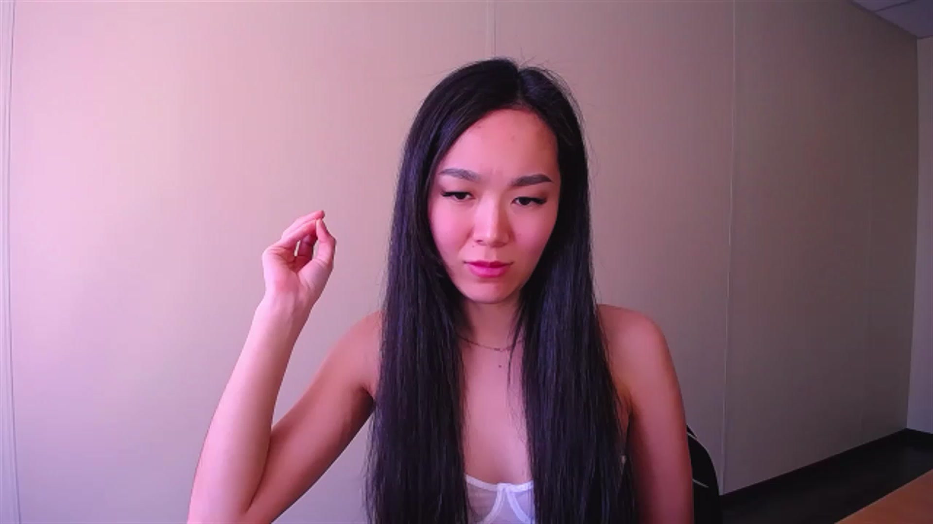 Gallery image thumbnail from AlwayssSmile's myfreecams stream on, 04/24/2023, 07:10 image 11 of 20