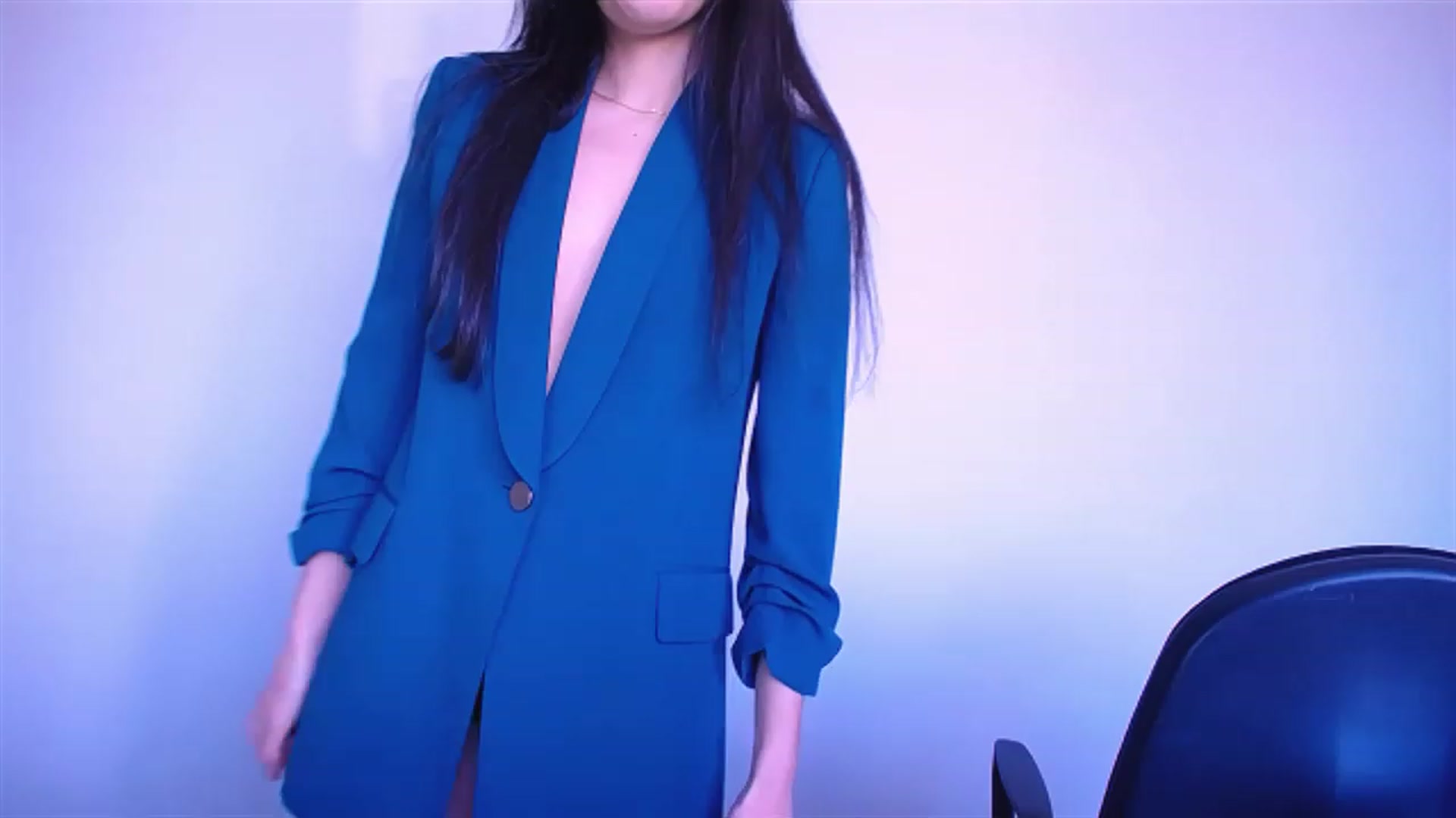 Gallery image thumbnail from AlwayssSmile's myfreecams stream on, 04/25/2023, 06:35 image 1 of 20