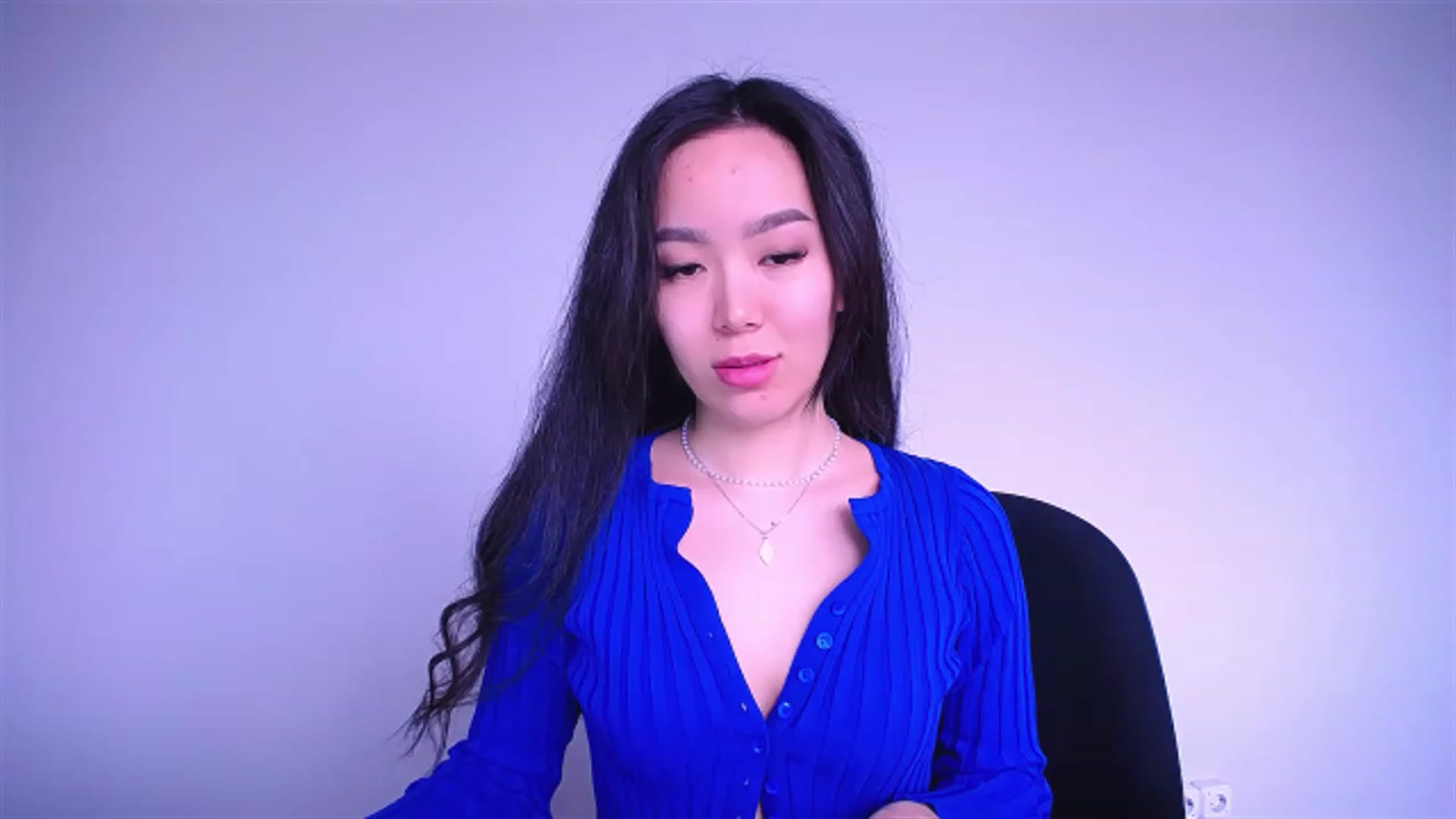 Gallery image thumbnail from AlwayssSmile's myfreecams stream on, 04/27/2023, 06:11 image 1 of 20