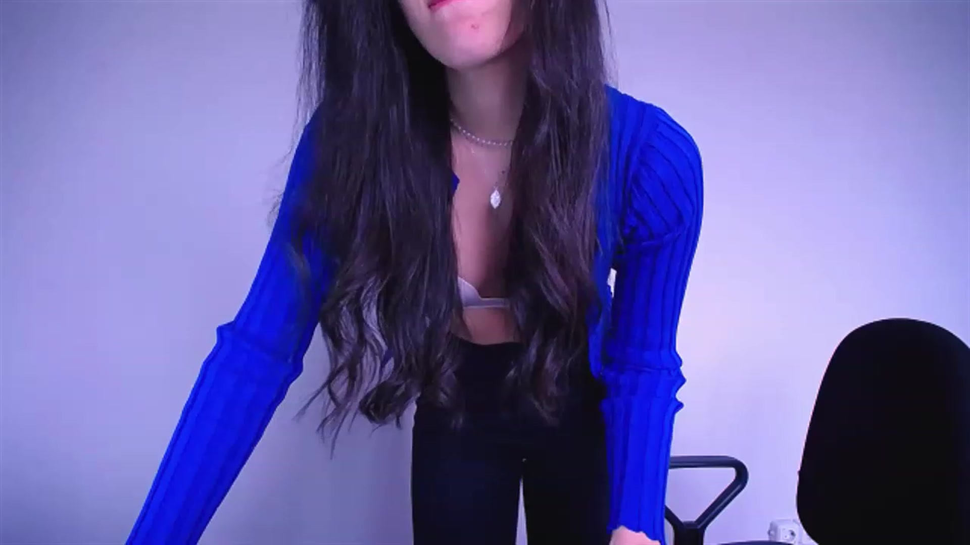 Gallery image thumbnail from AlwayssSmile's myfreecams stream on, 04/27/2023, 06:11 image 14 of 20