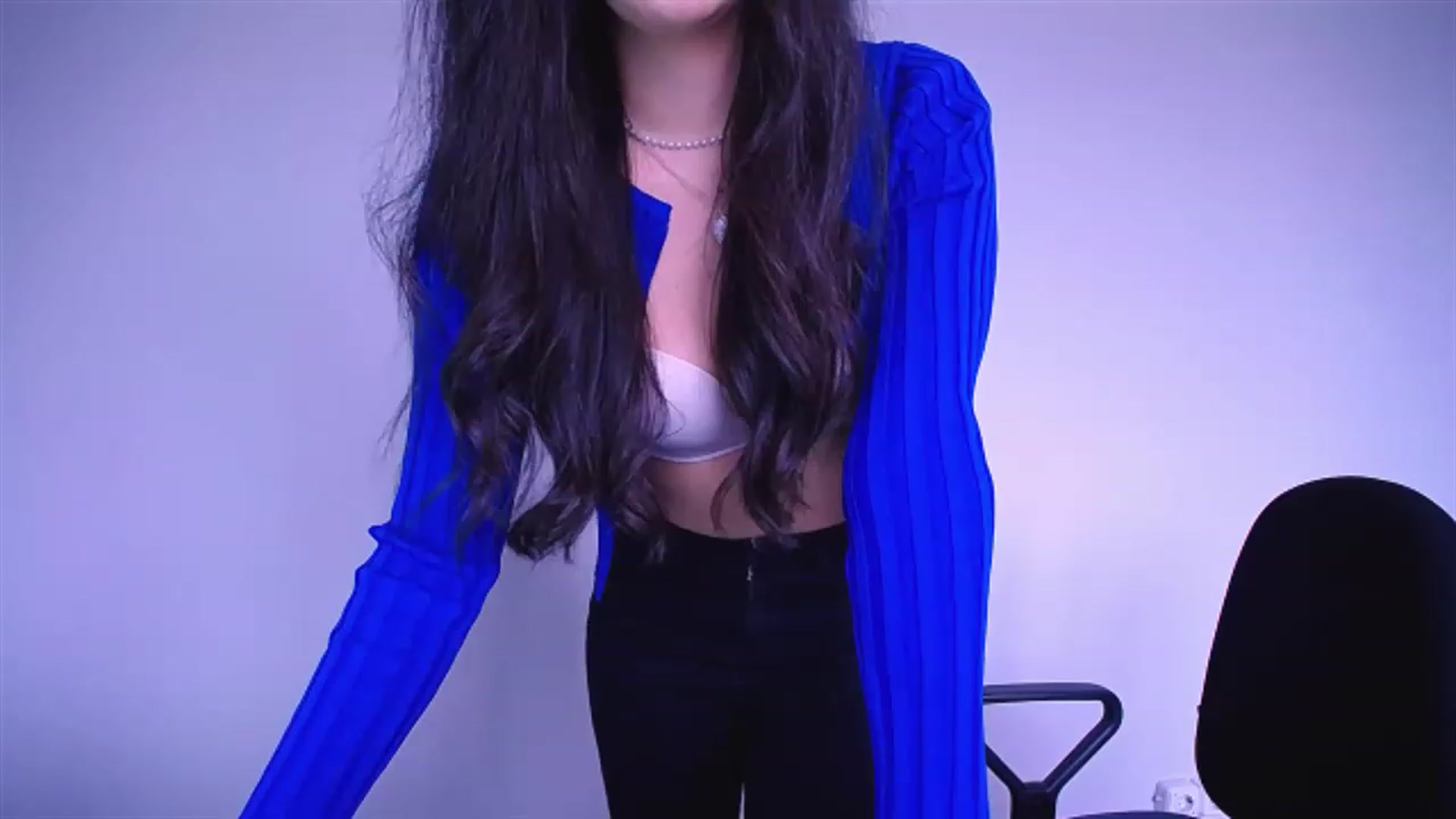 Gallery image thumbnail from AlwayssSmile's myfreecams stream on, 04/27/2023, 06:11 image 15 of 20