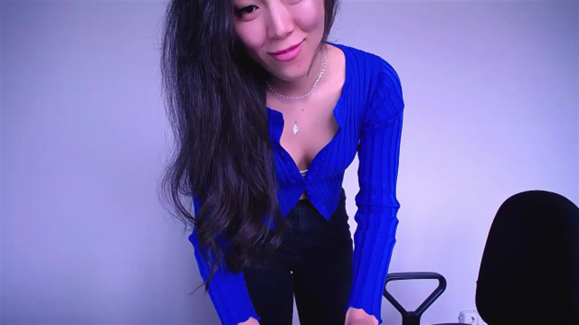 Gallery image thumbnail from AlwayssSmile's myfreecams stream on, 04/27/2023, 06:11 image 9 of 20