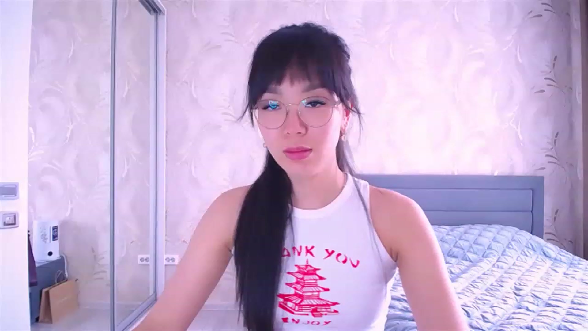 Gallery image thumbnail from AlwayssSmile's myfreecams stream on, 05/08/2023, 07:55 image 9 of 20