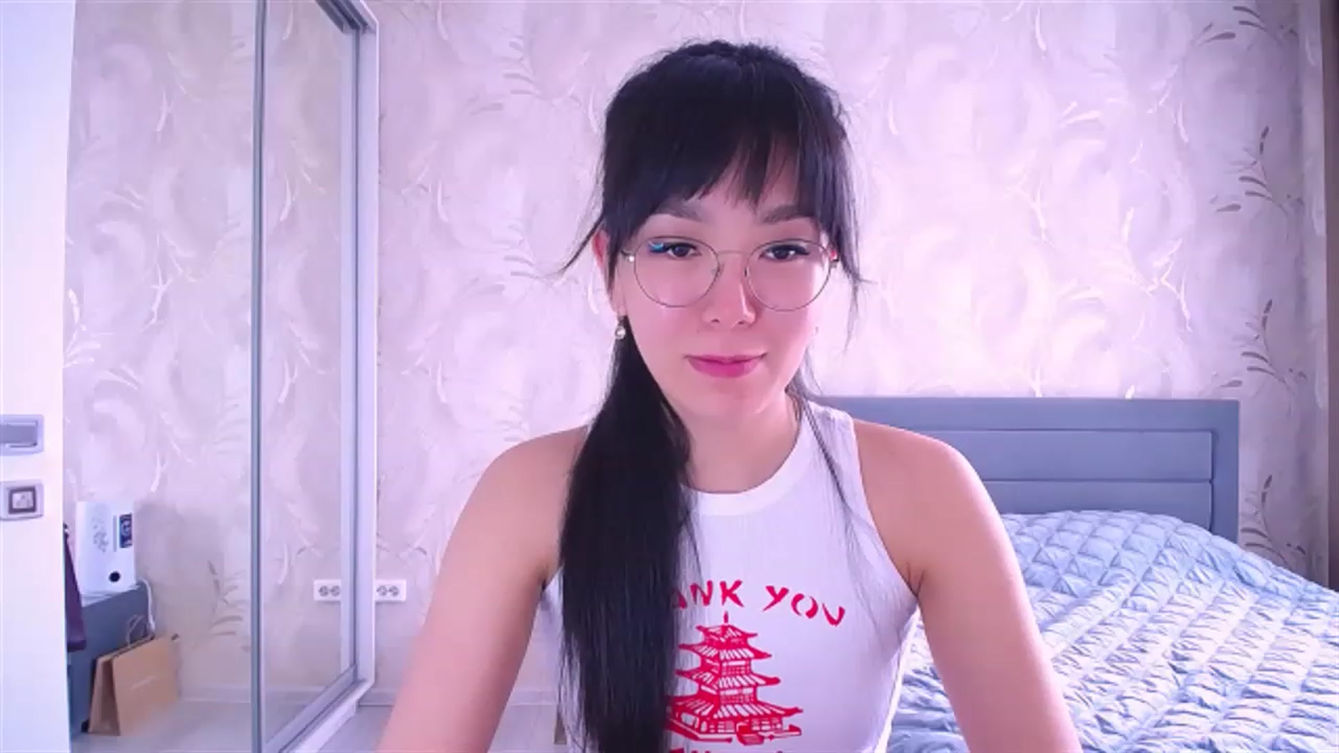 Gallery image thumbnail from AlwayssSmile's myfreecams stream on, 05/08/2023, 07:55 image 13 of 20
