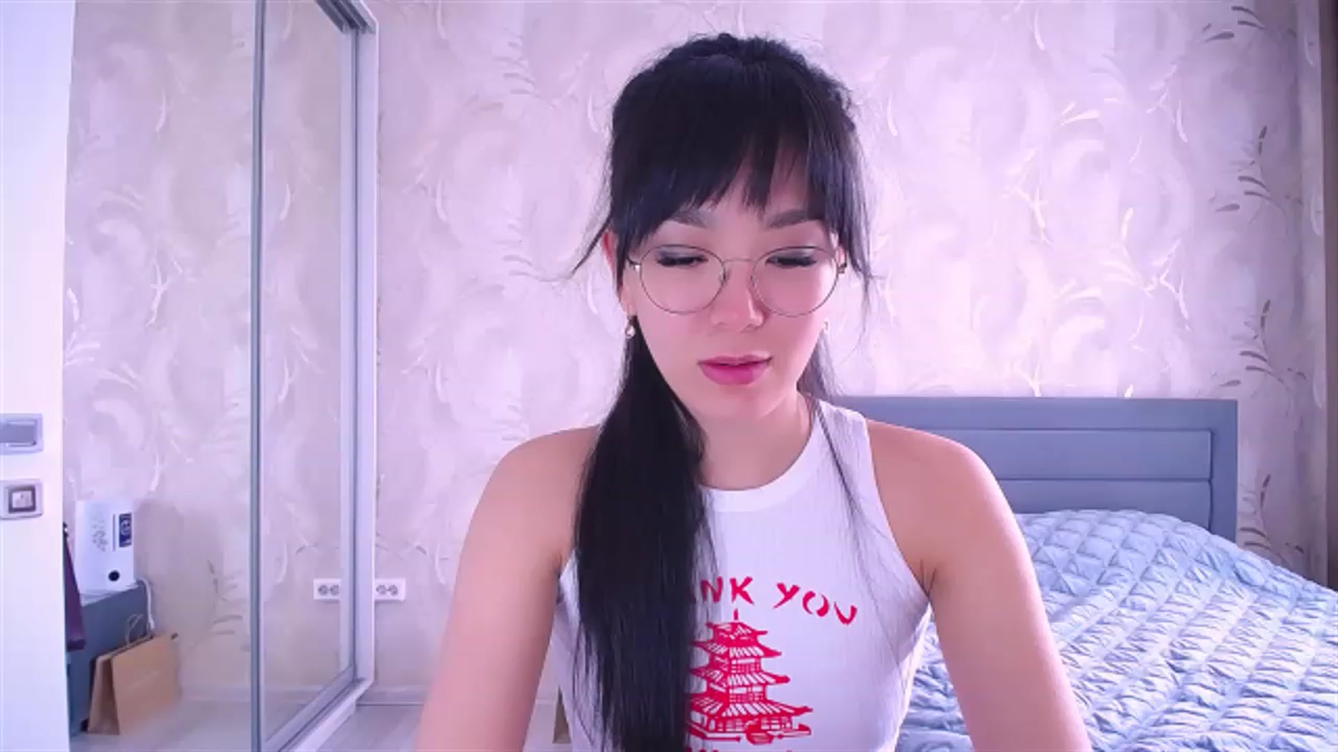 Gallery image thumbnail from AlwayssSmile's myfreecams stream on, 05/08/2023, 07:55 image 15 of 20