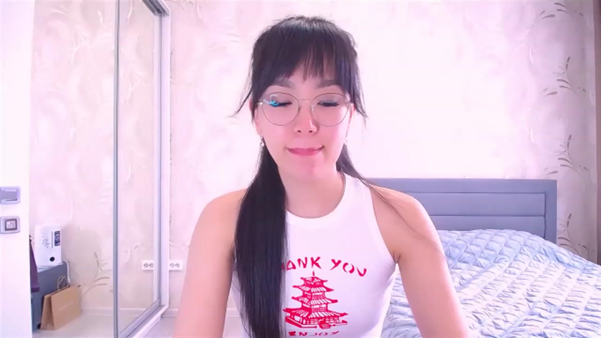 Gallery image thumbnail from AlwayssSmile's myfreecams stream on, 05/08/2023, 07:55 image 3 of 20